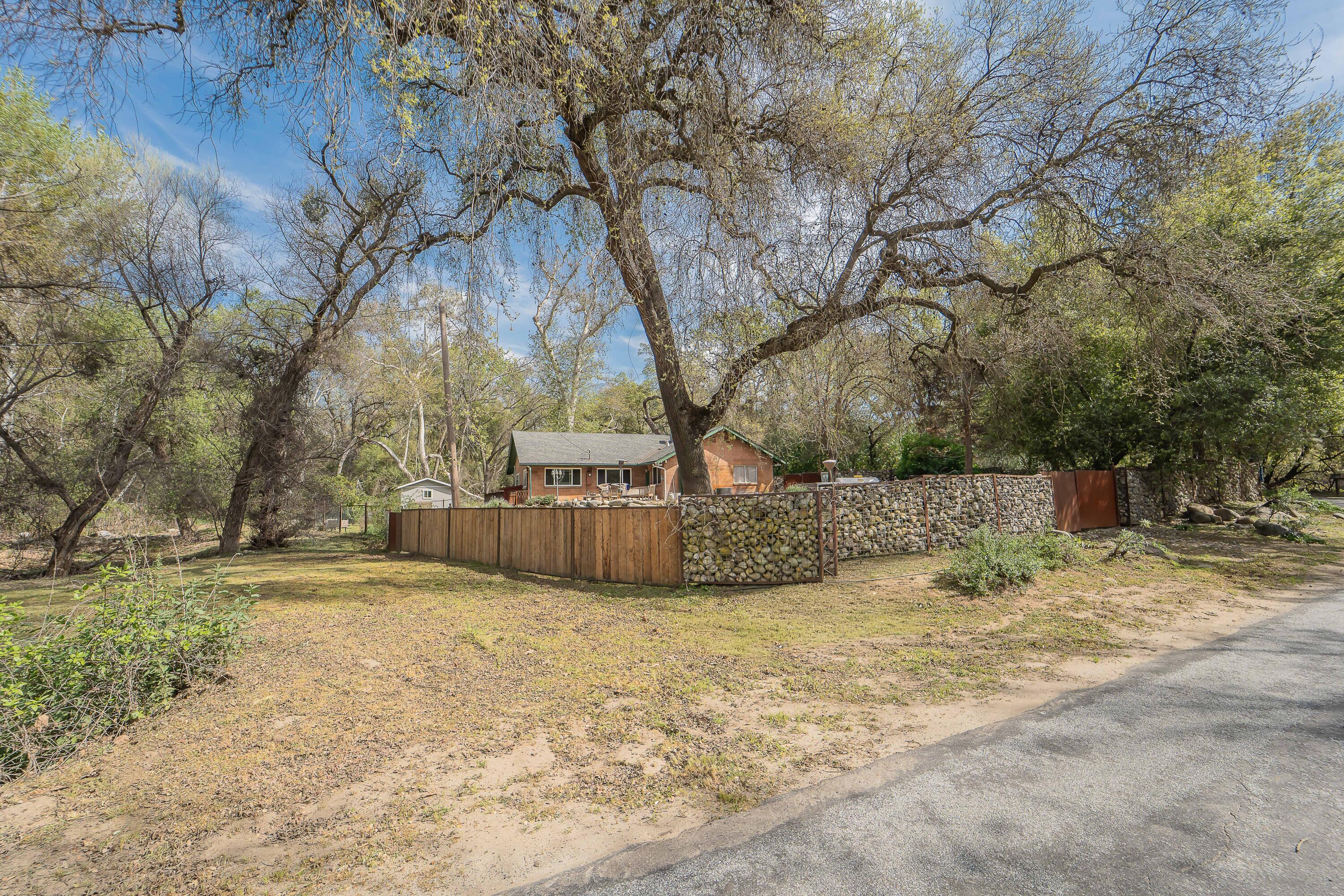 43043 South Fork Dr, Three Rivers, CA 93271