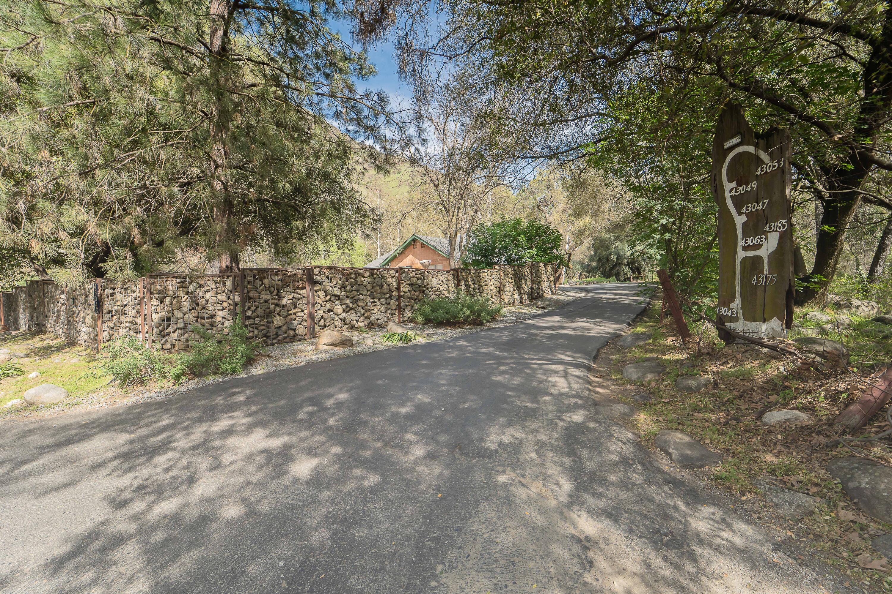 43043 South Fork Dr, Three Rivers, CA 93271