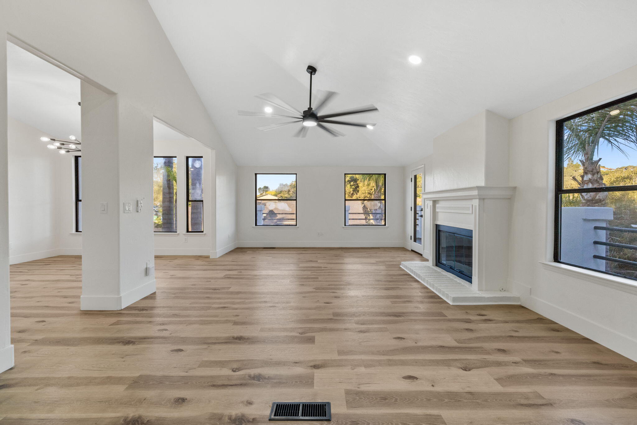 547 May St, Arroyo Grande, CA 93420