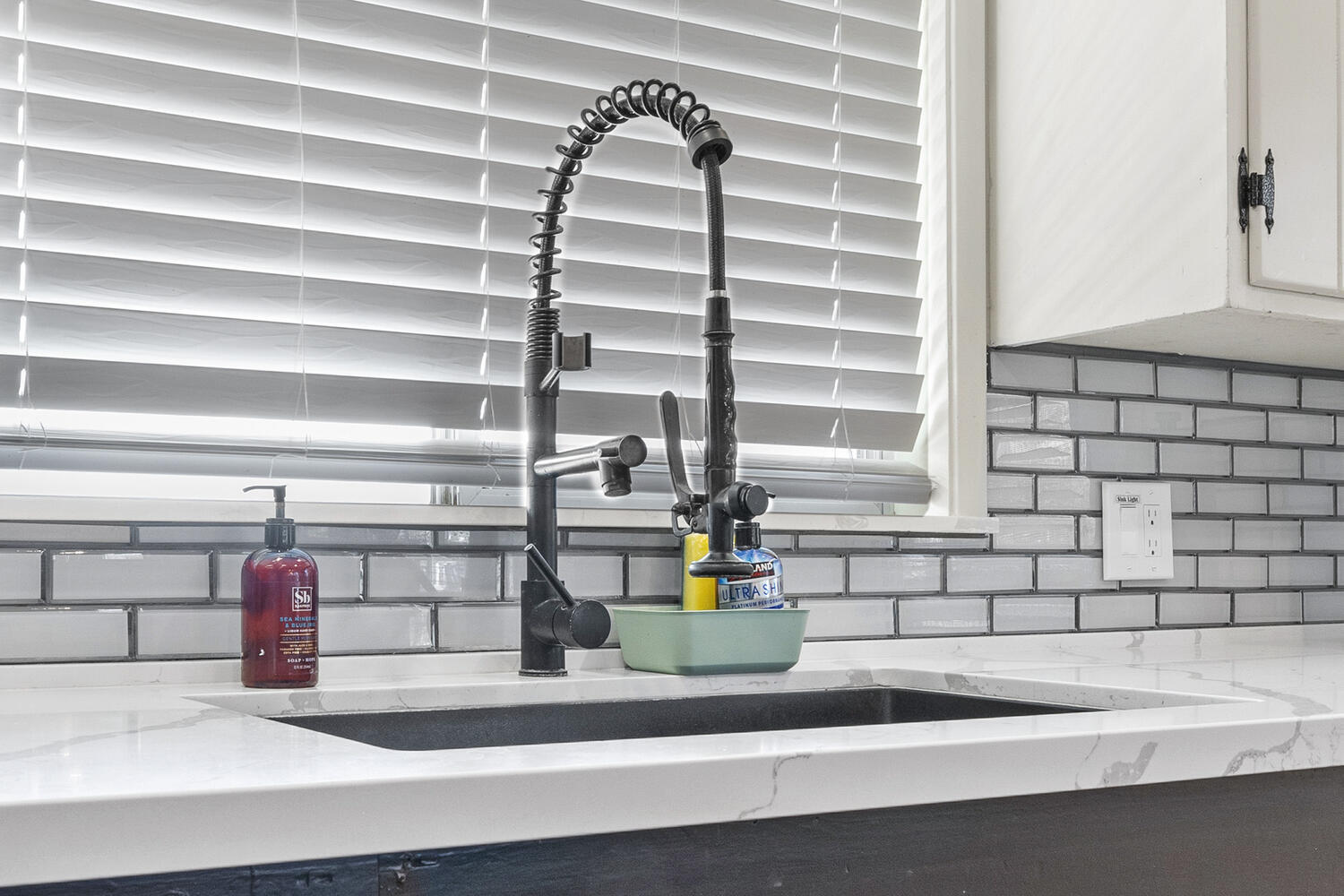 43157 Redstone Ln, Three Rivers, CA 93271