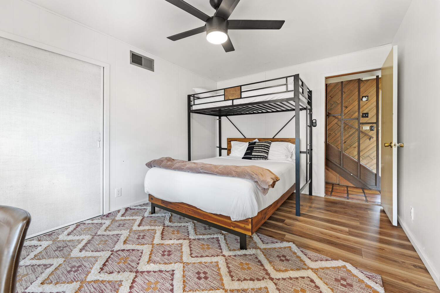 43157 Redstone Ln, Three Rivers, CA 93271