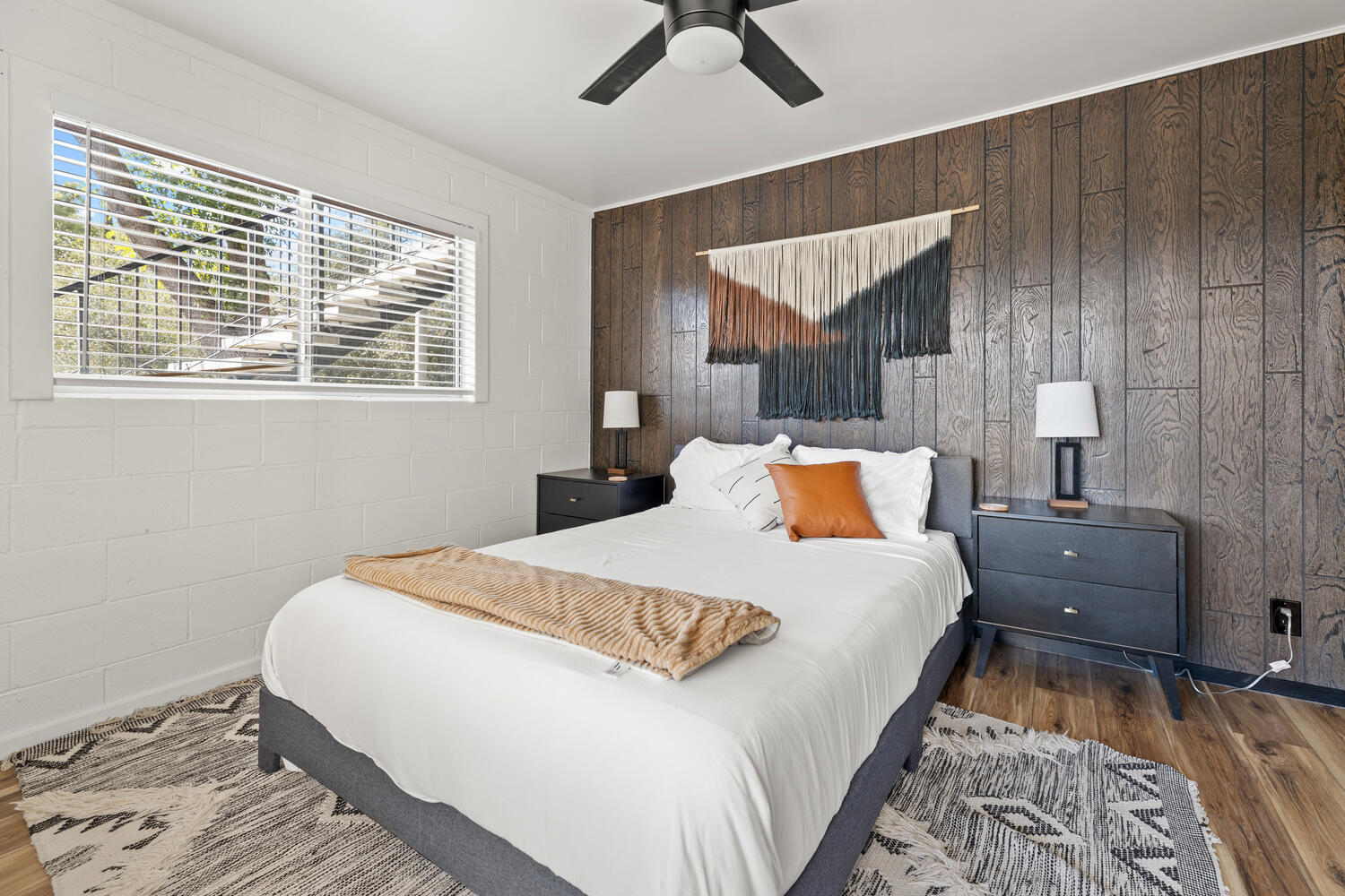 43157 Redstone Ln, Three Rivers, CA 93271