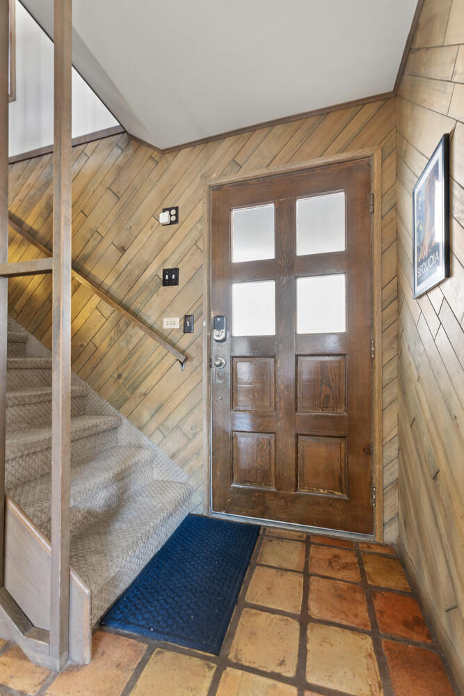 43157 Redstone Ln, Three Rivers, CA 93271