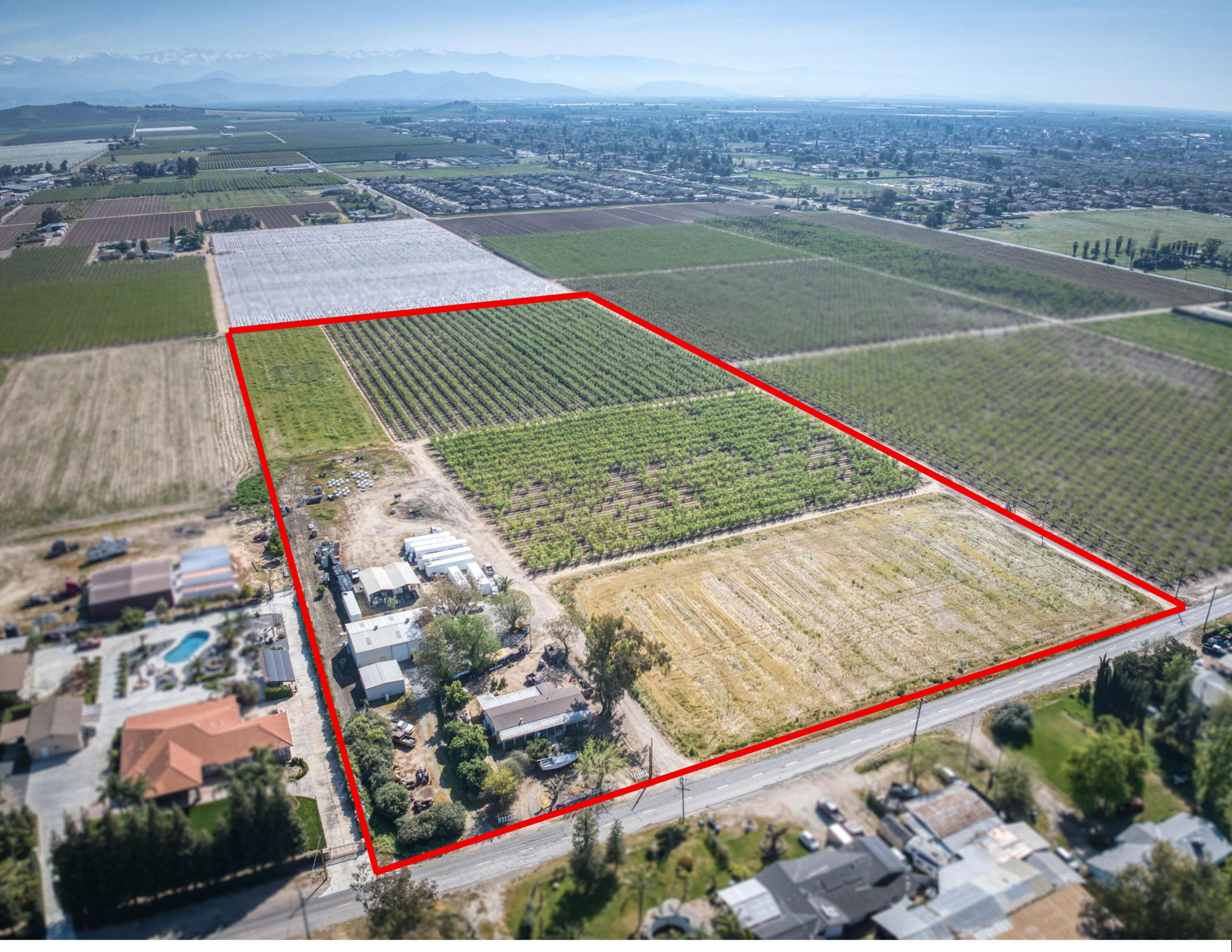 42682 Road 72, Dinuba, CA 93618