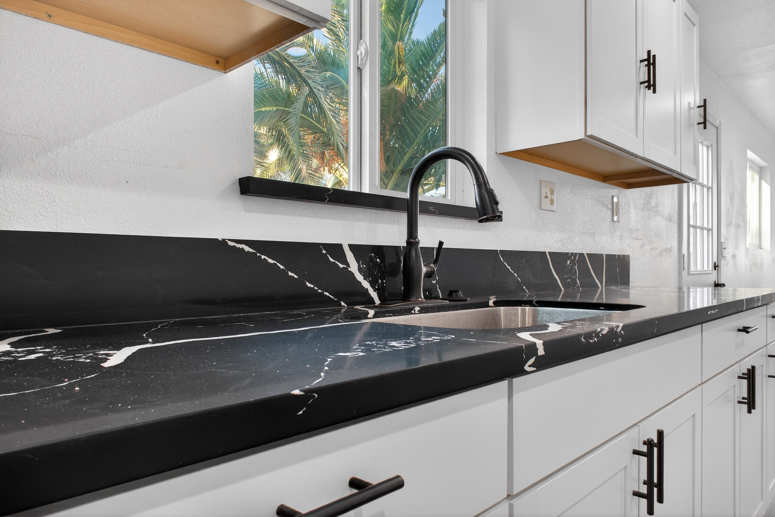 19248 Ave 145, Porterville, CA 93257