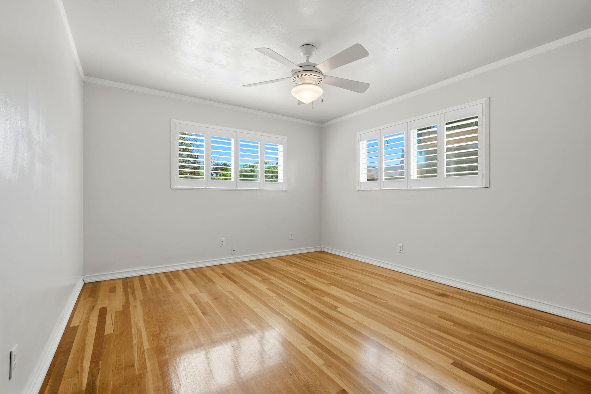 2832 W Sue Ave, Visalia, CA 93277