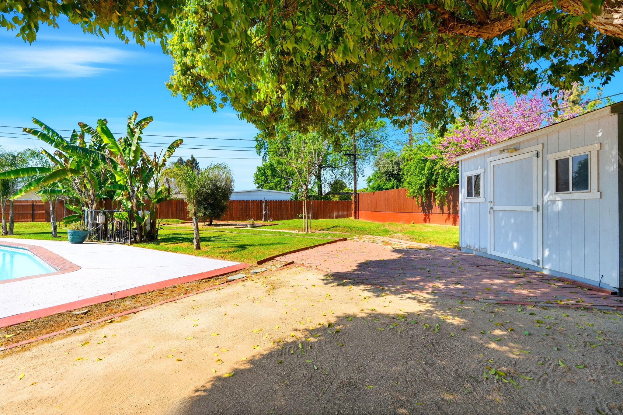 2832 W Sue Ave, Visalia, CA 93277