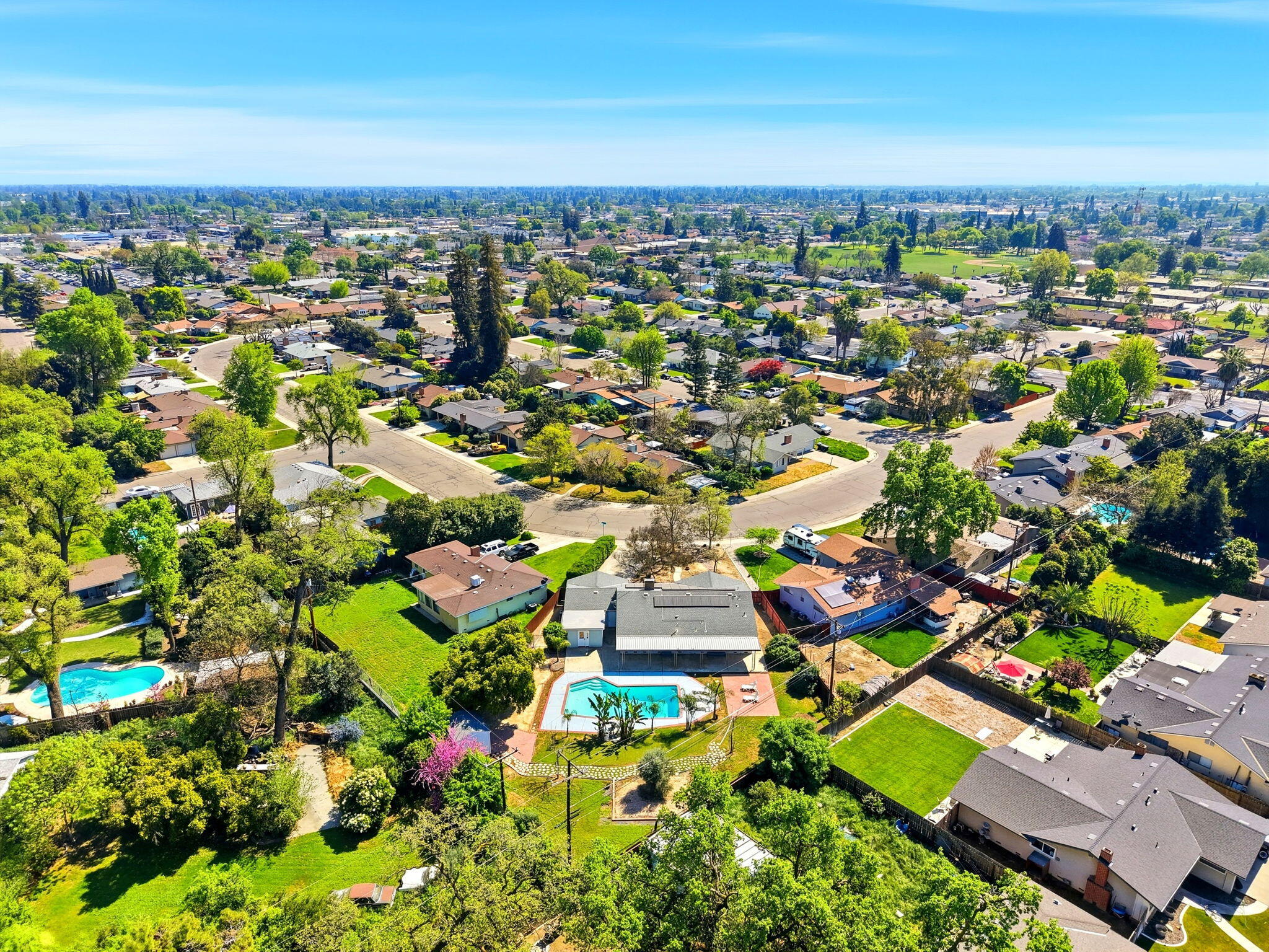 2832 W Sue Ave, Visalia, CA 93277