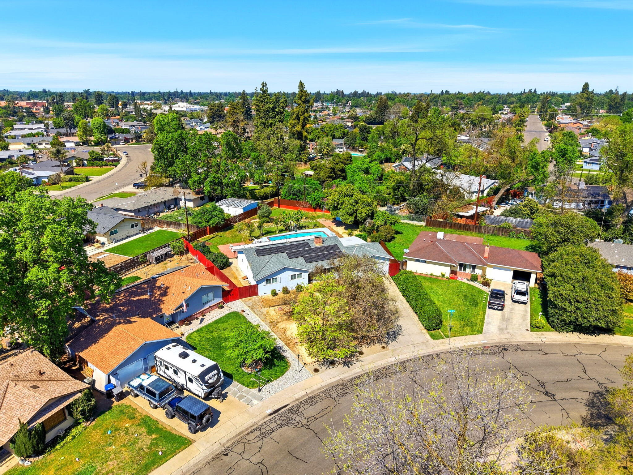 2832 W Sue Ave, Visalia, CA 93277