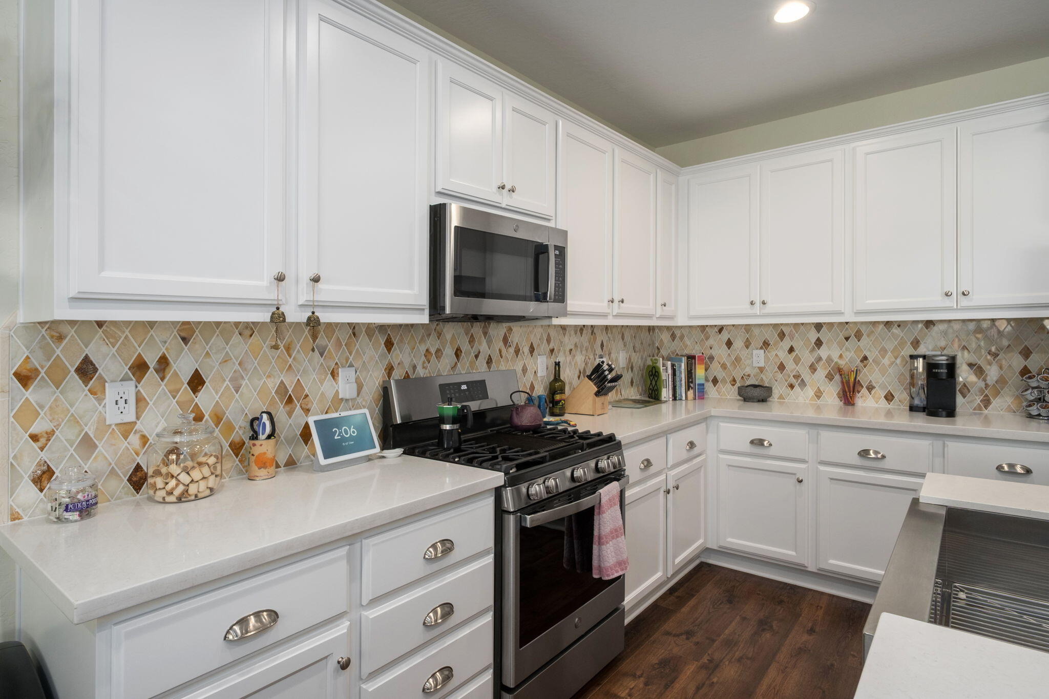 3132 S Kennedy St, Visalia, CA 93292