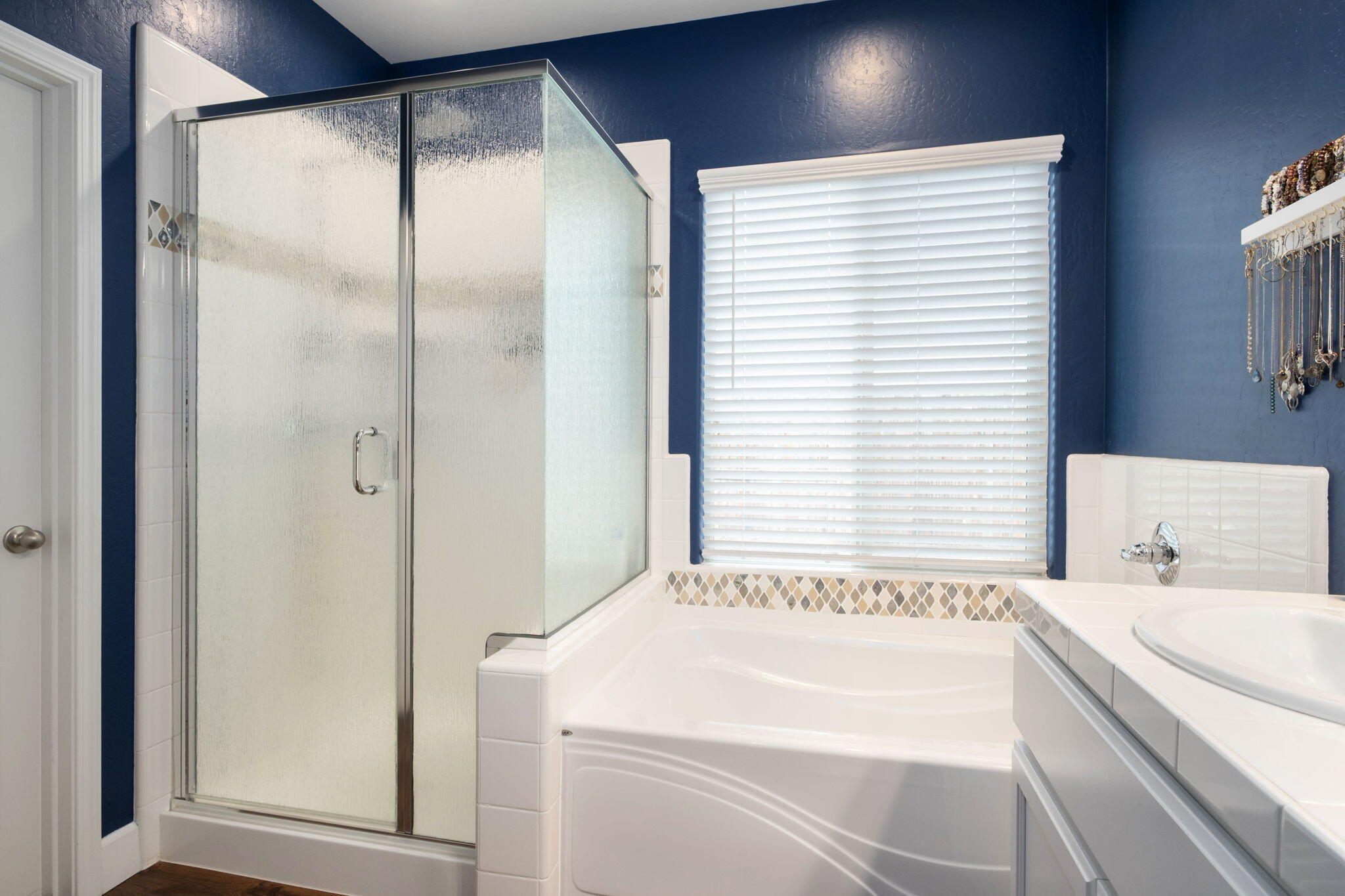 3132 S Kennedy St, Visalia, CA 93292