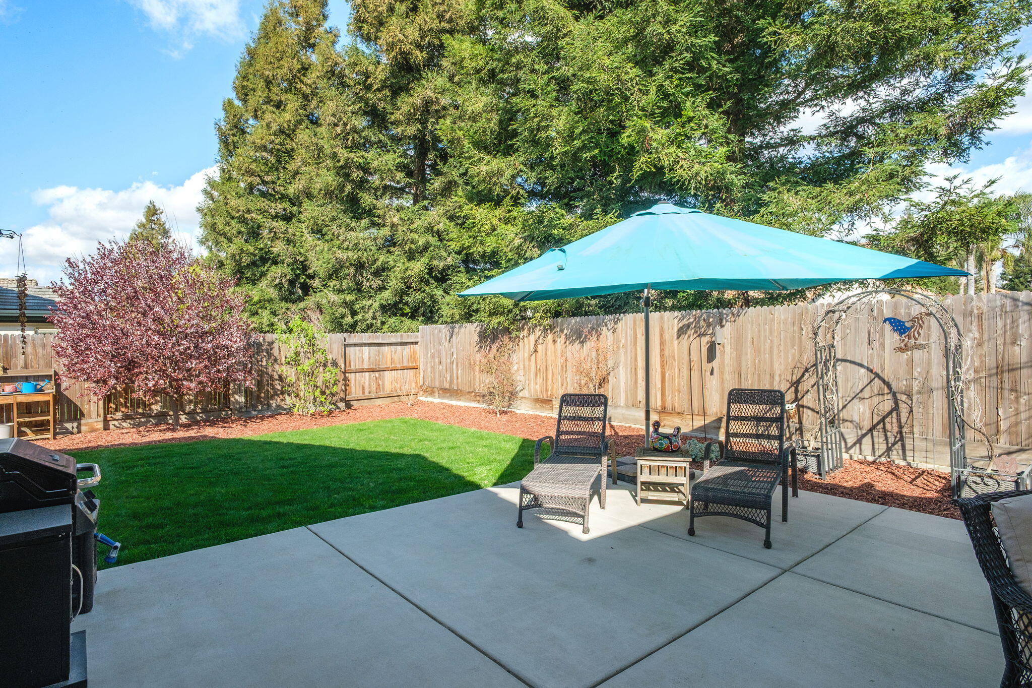 3132 S Kennedy St, Visalia, CA 93292