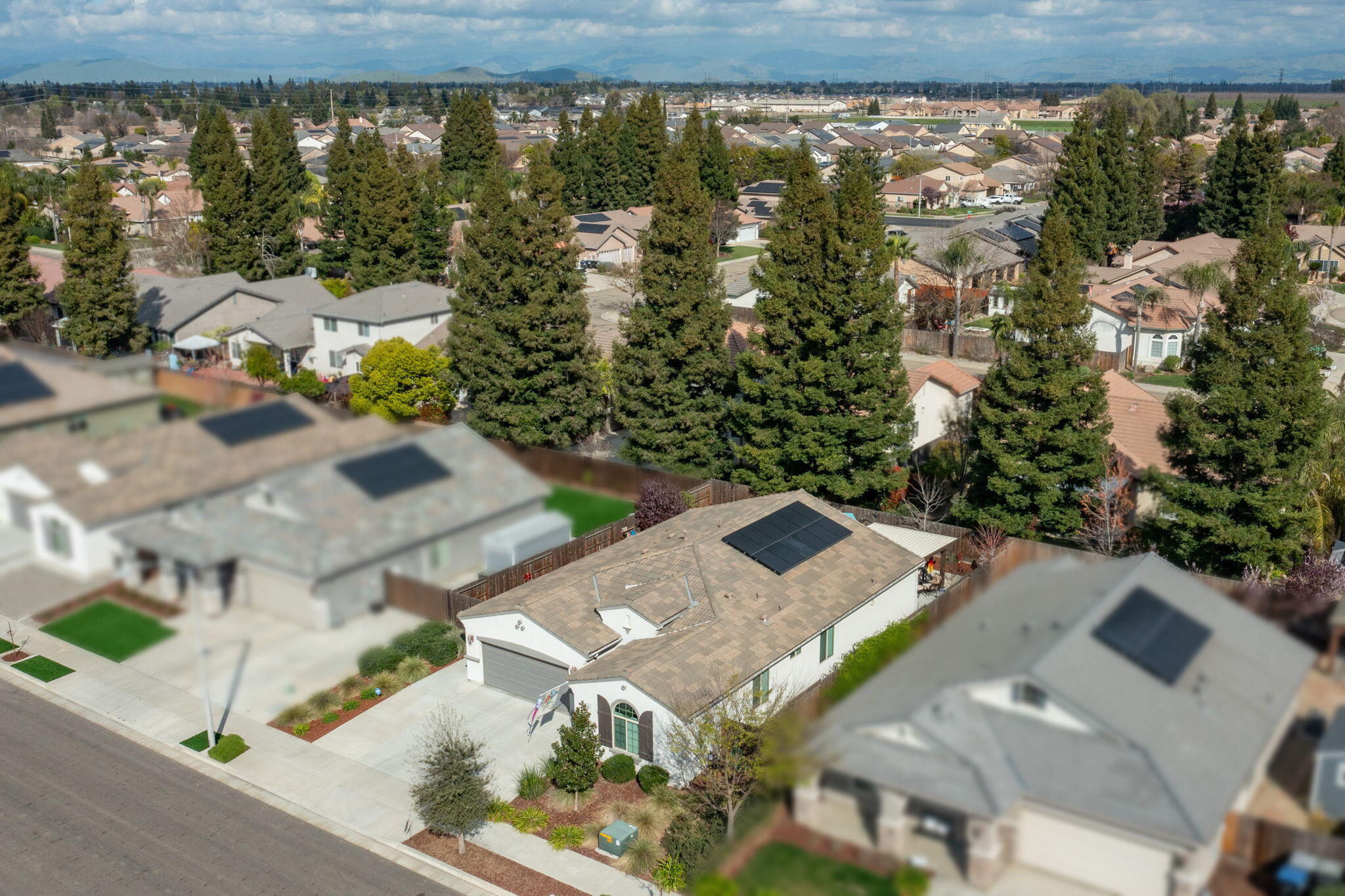 3132 S Kennedy St, Visalia, CA 93292