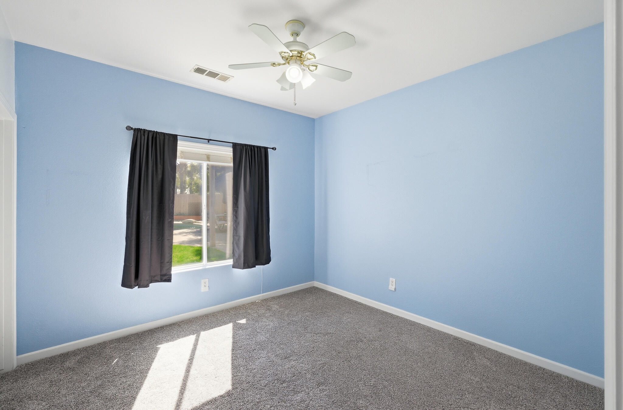 4111 W Redding Ave, Visalia, CA 93277