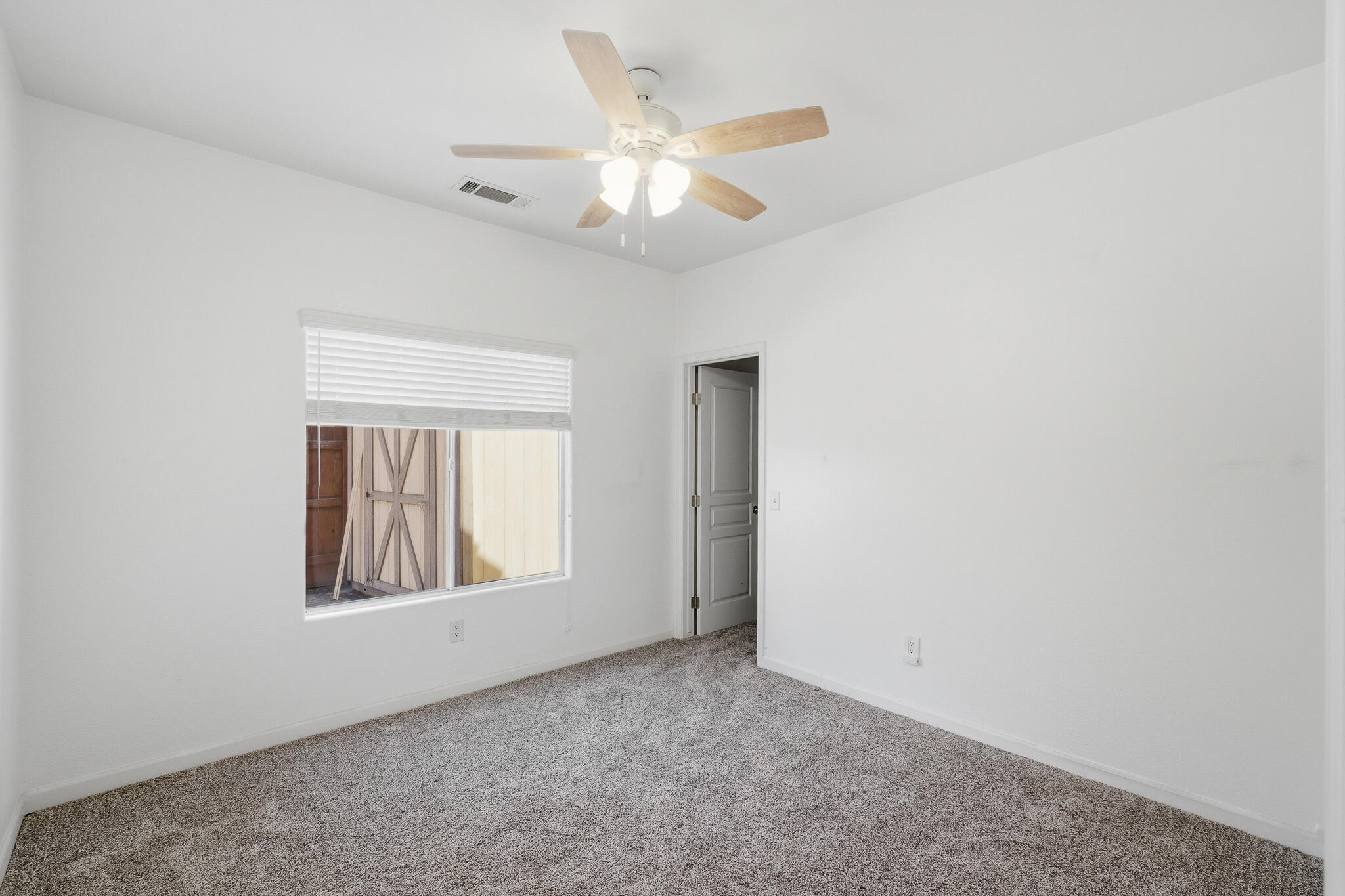 4111 W Redding Ave, Visalia, CA 93277