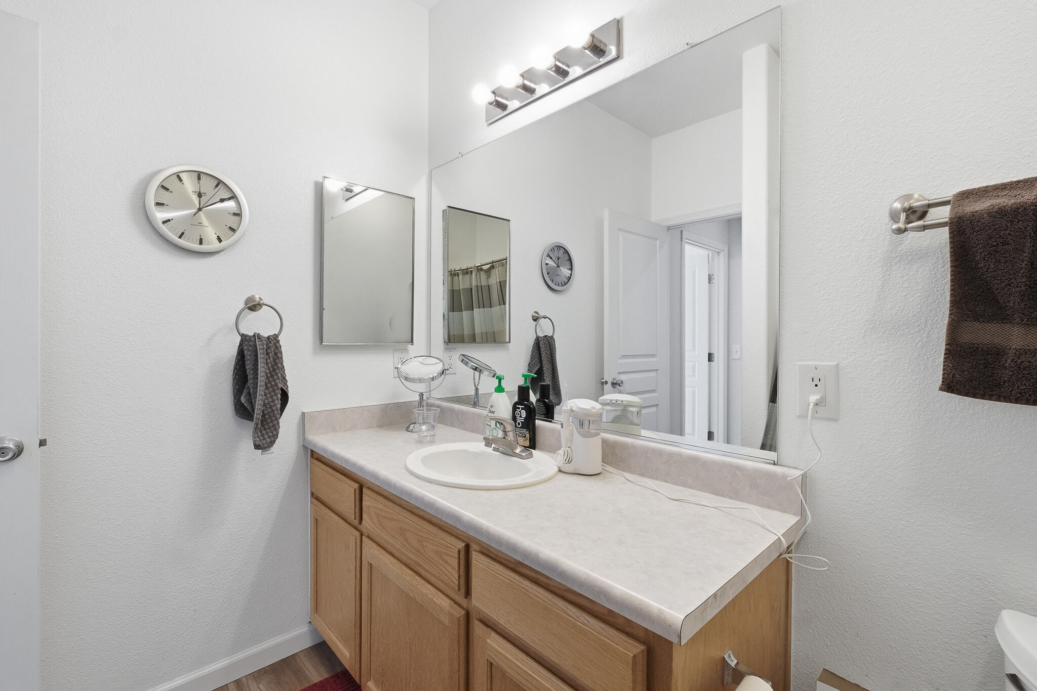 4111 W Redding Ave, Visalia, CA 93277