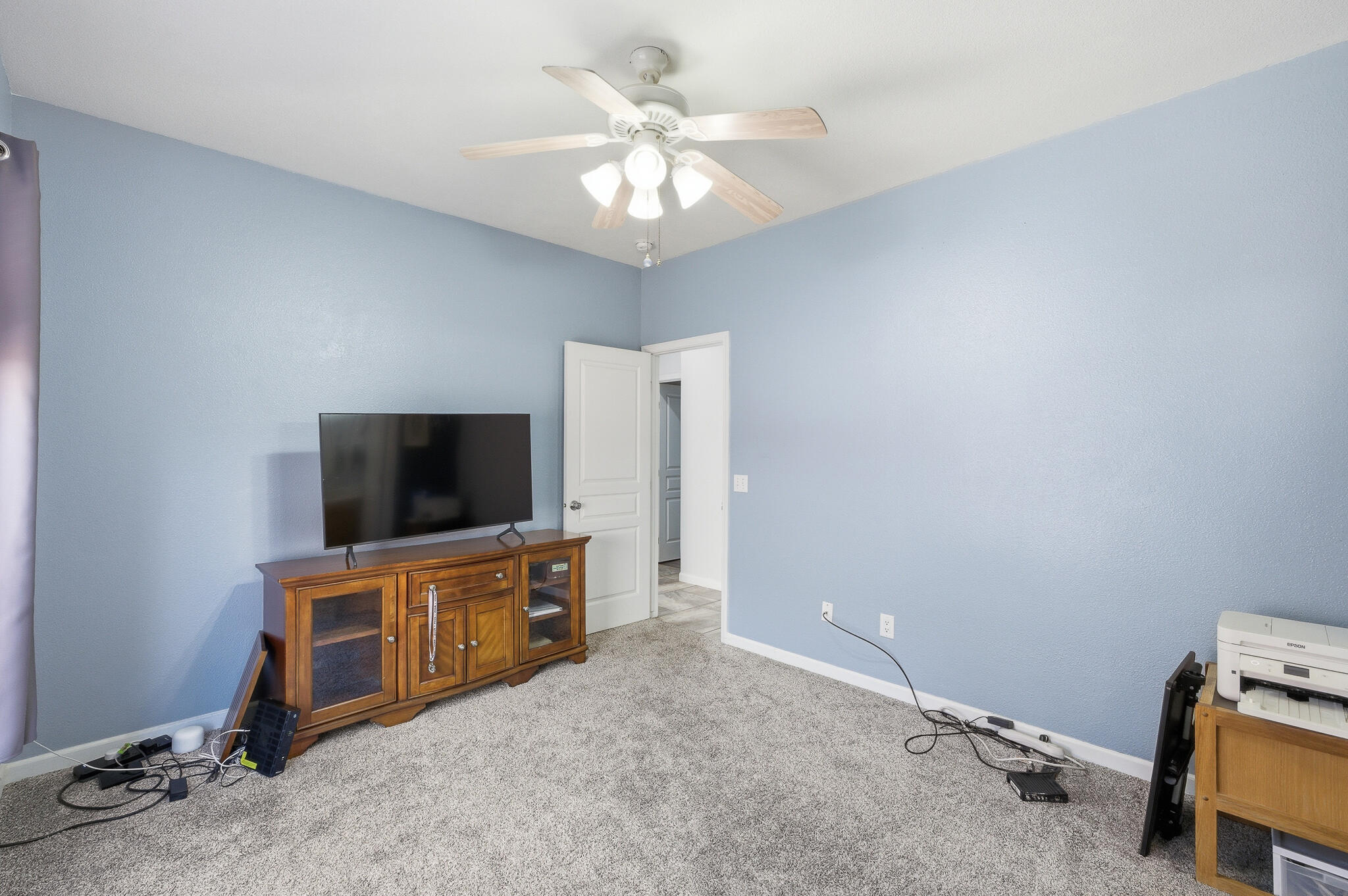 4111 W Redding Ave, Visalia, CA 93277