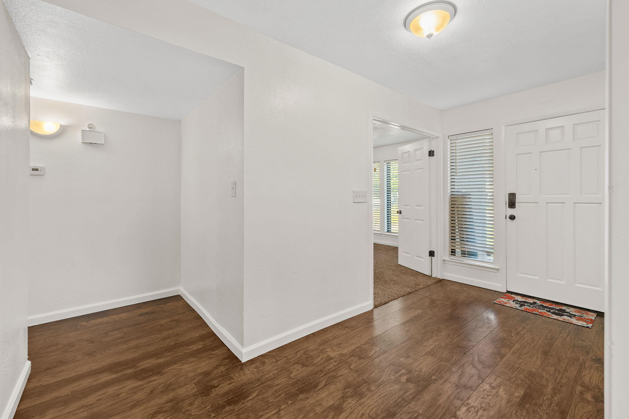 2125 Holt Ave, Sanger, CA 93657