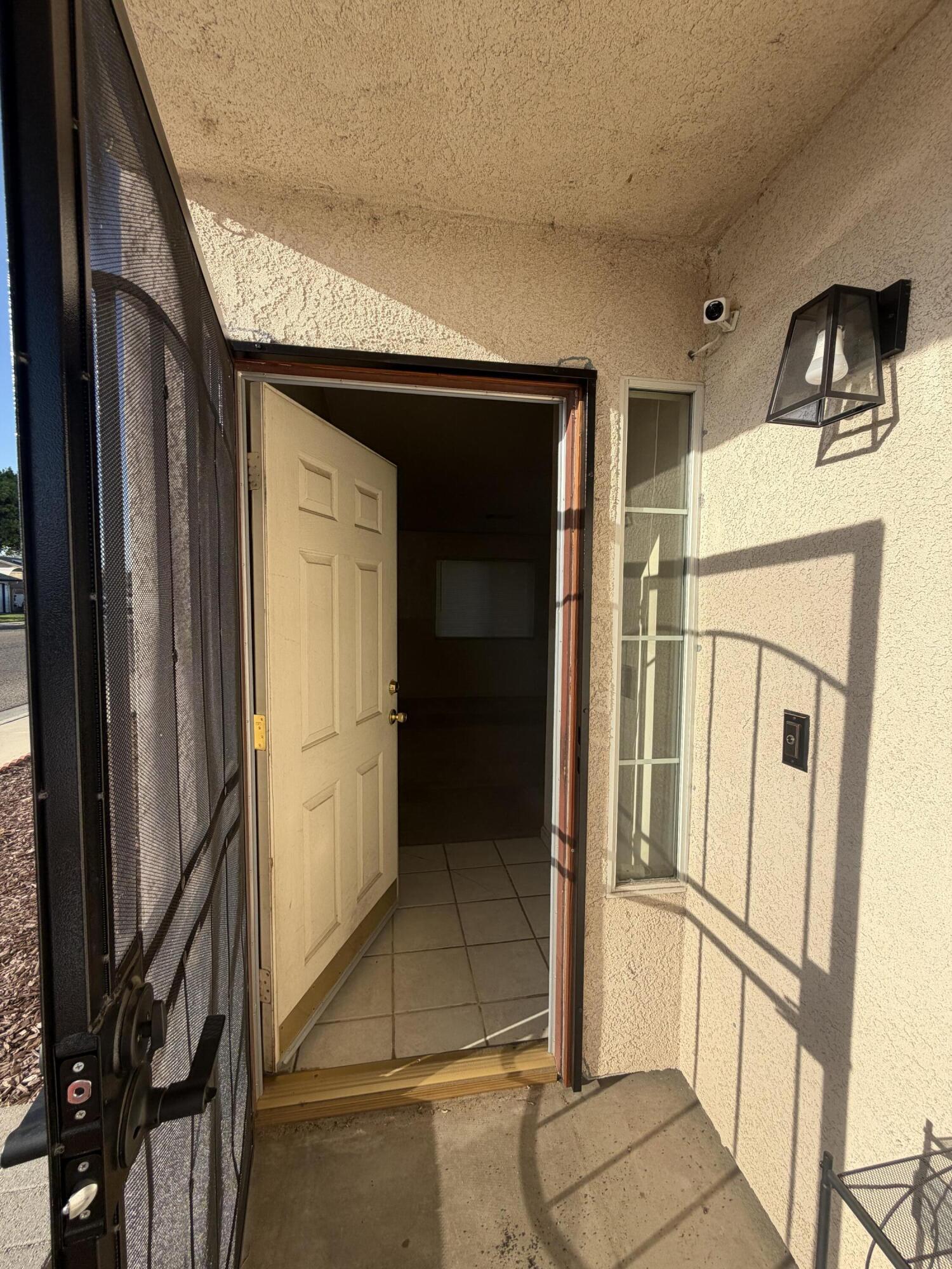 1364 W Date Ave, Porterville, CA 93257