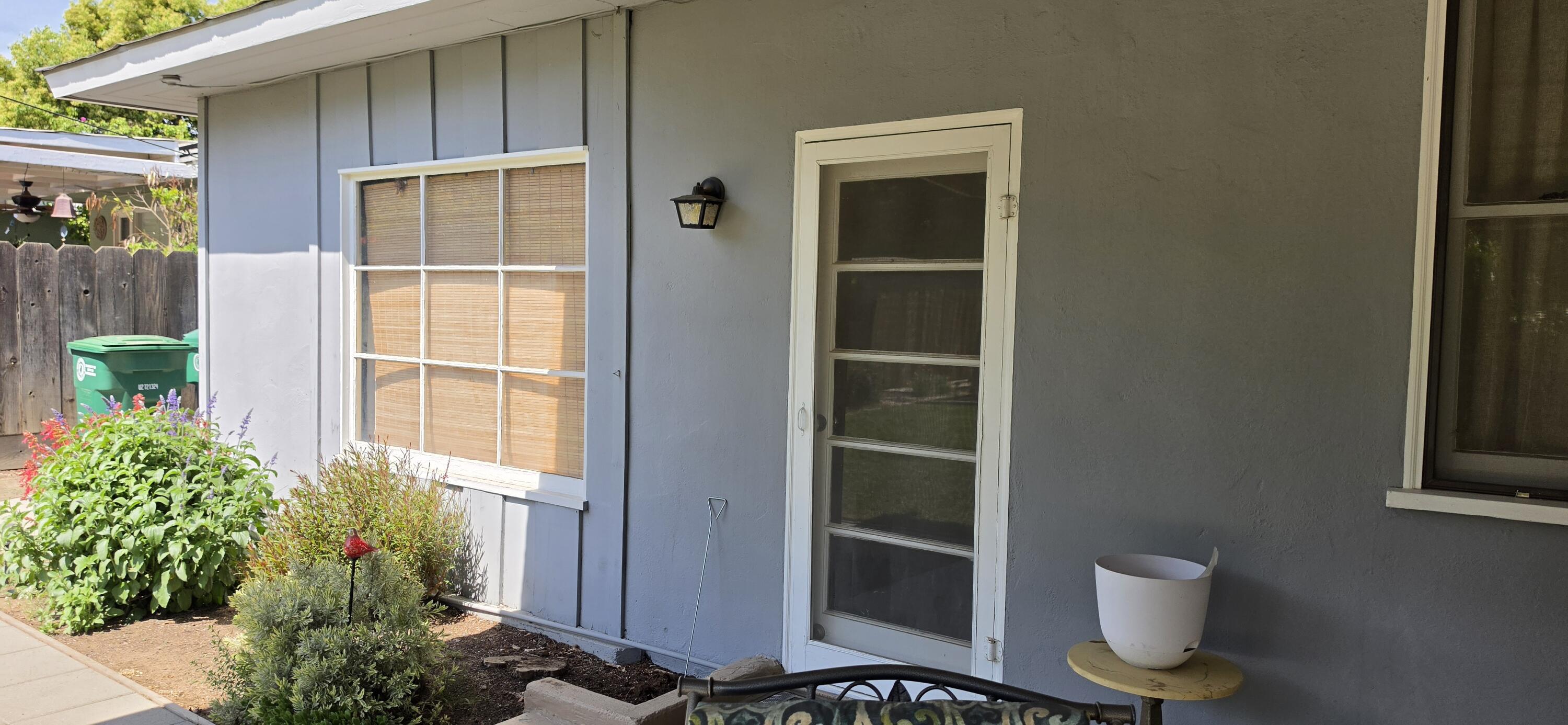 681 W Belleview Ave, Porterville, CA 93257