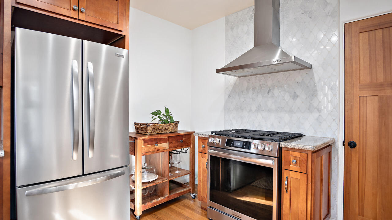 142 Carmelita St, Porterville, CA 93257