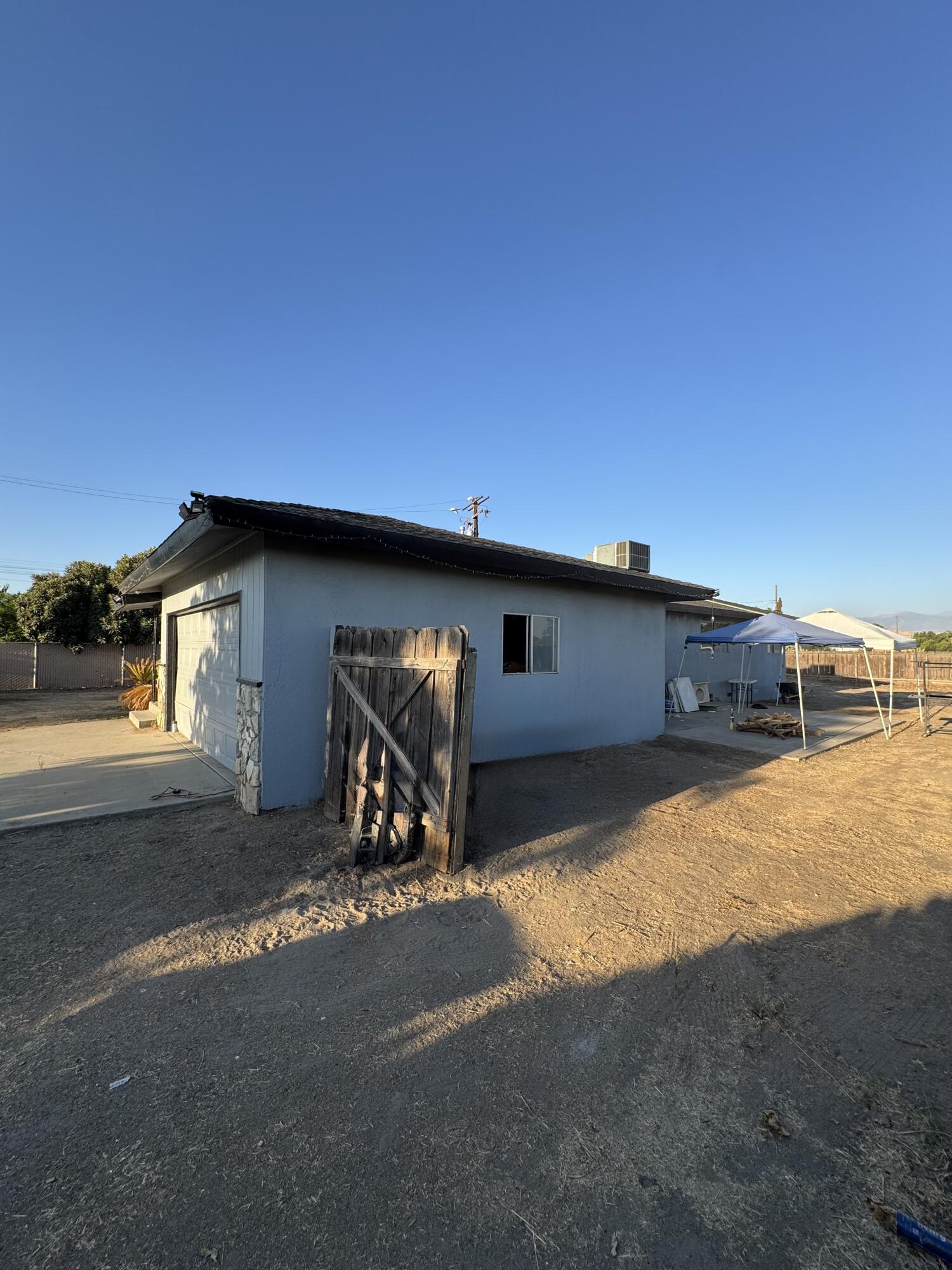 579 S Villa St, Porterville, CA 93257