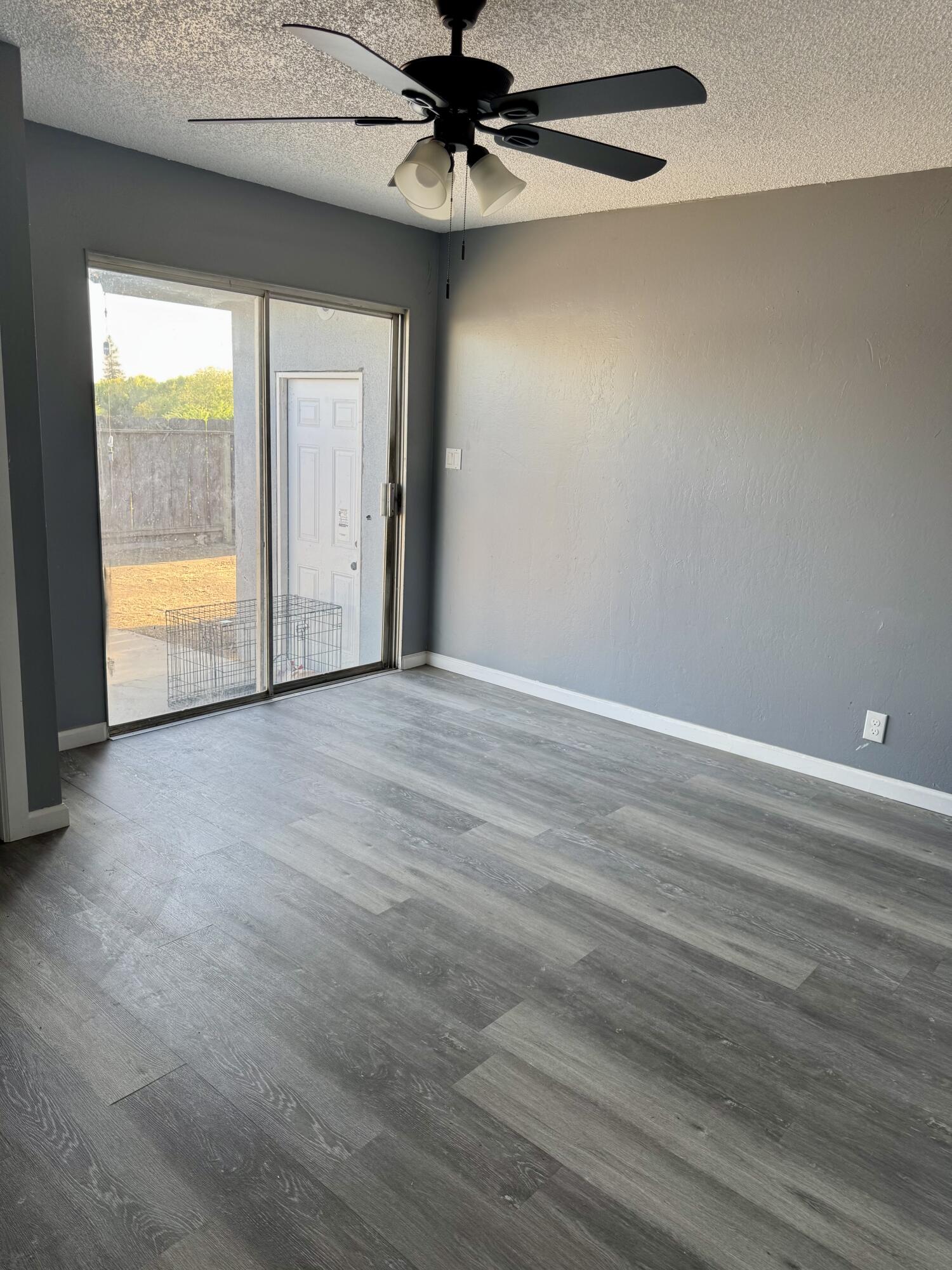 579 S Villa St, Porterville, CA 93257