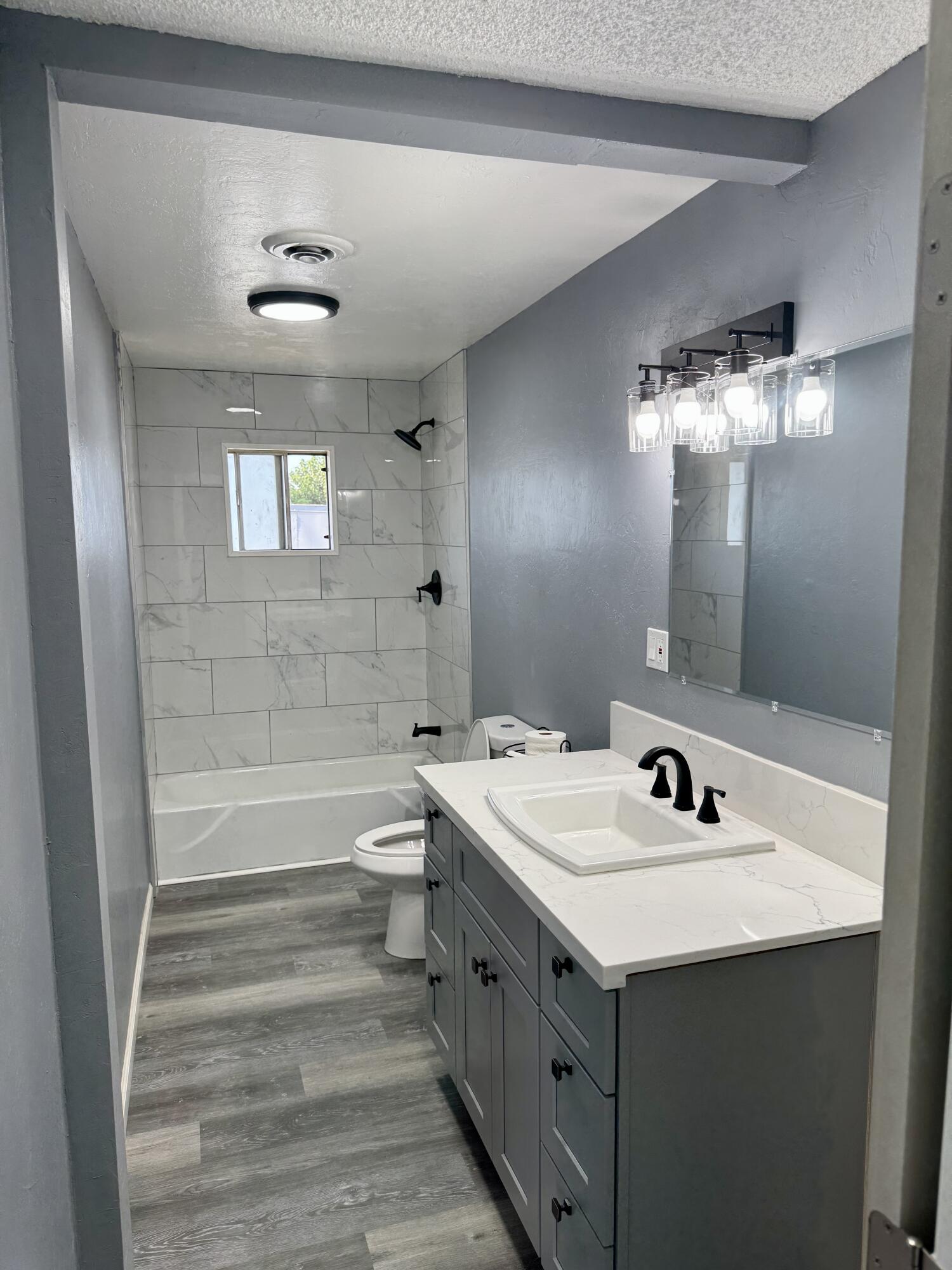 579 S Villa St, Porterville, CA 93257