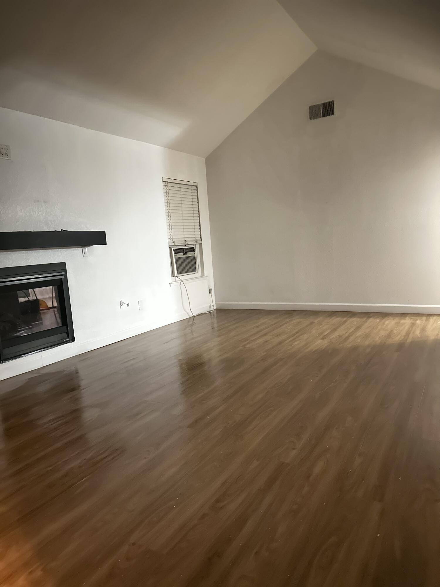 555 S Halcyon Rd, Arroyo Grande, CA 93420