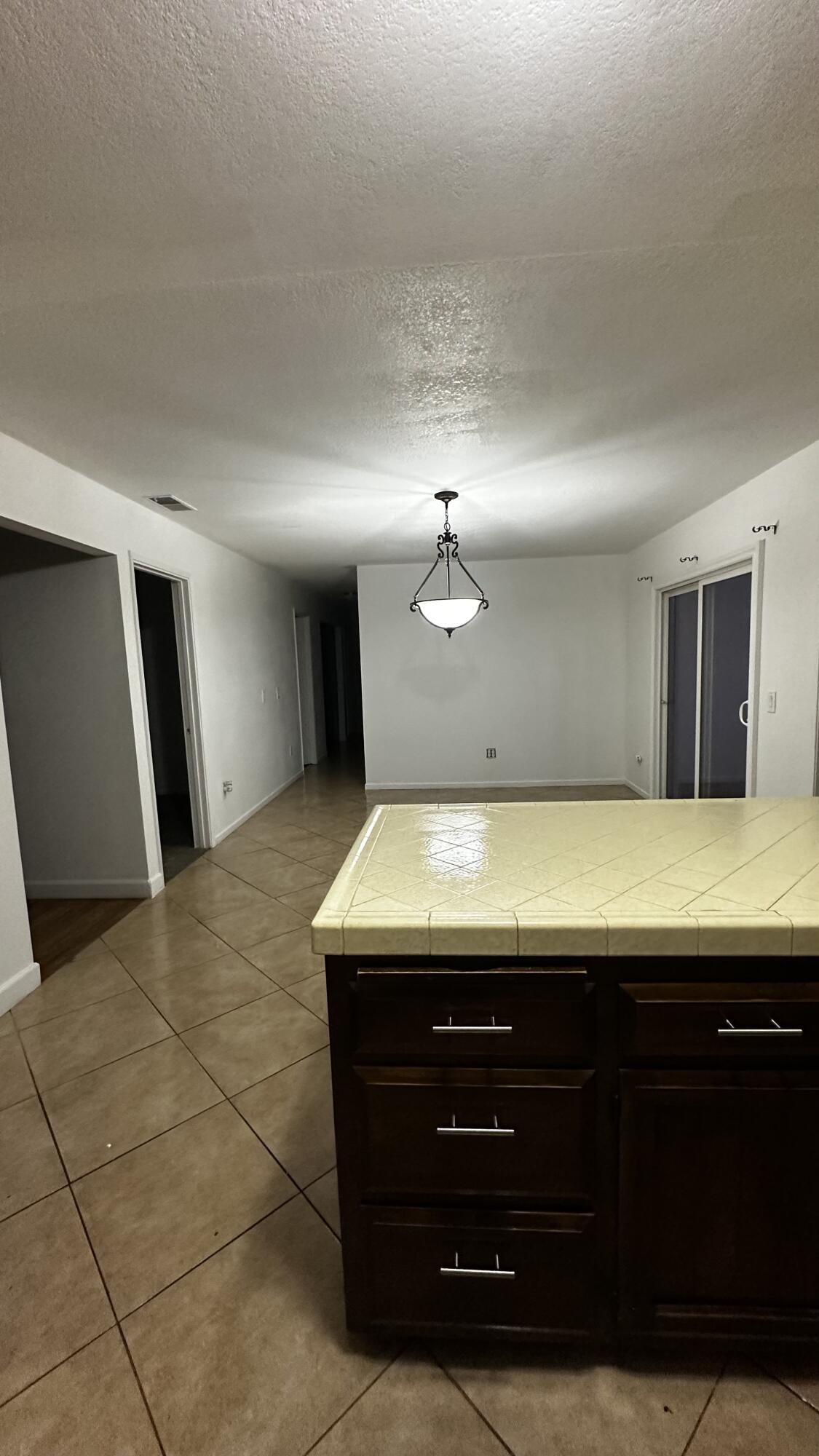 555 S Halcyon Rd, Arroyo Grande, CA 93420