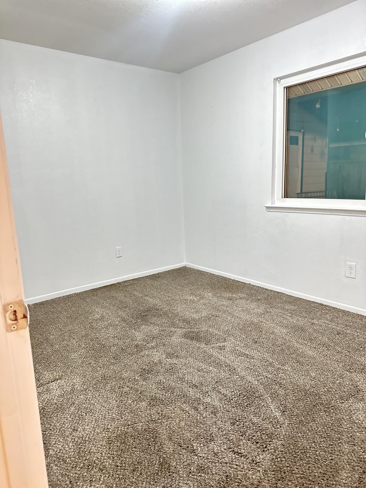 555 S Halcyon Rd, Arroyo Grande, CA 93420