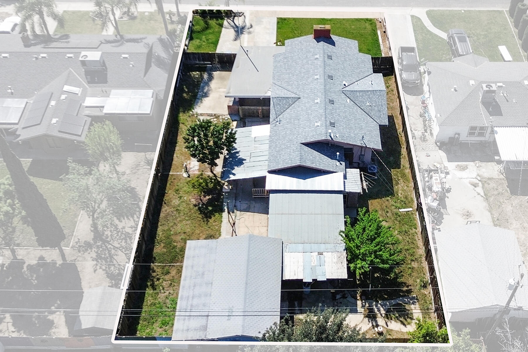 239 W Adelaide Way, Dinuba, CA 93618