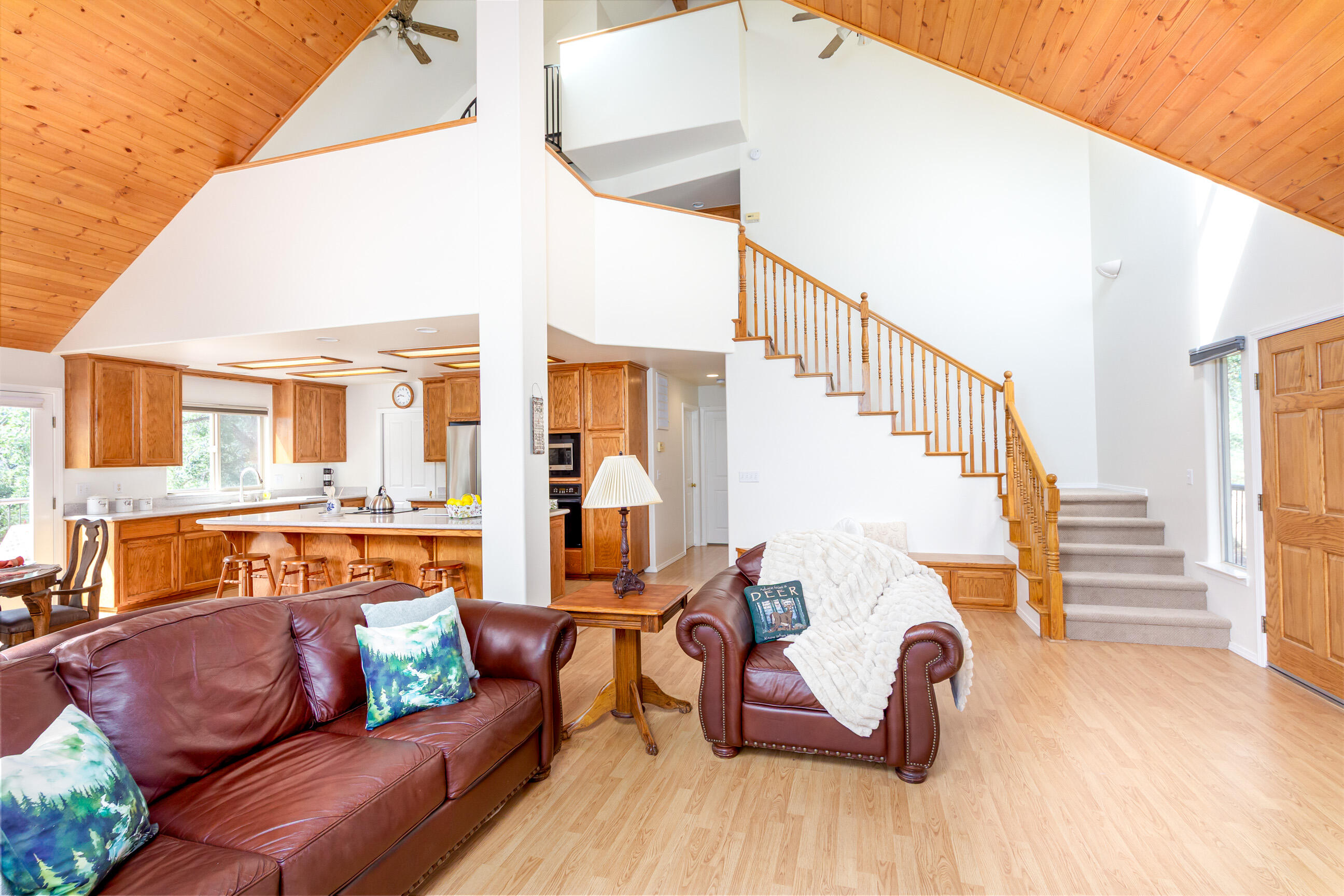 46798 Sequoia Ct, Three Rivers, CA 93271