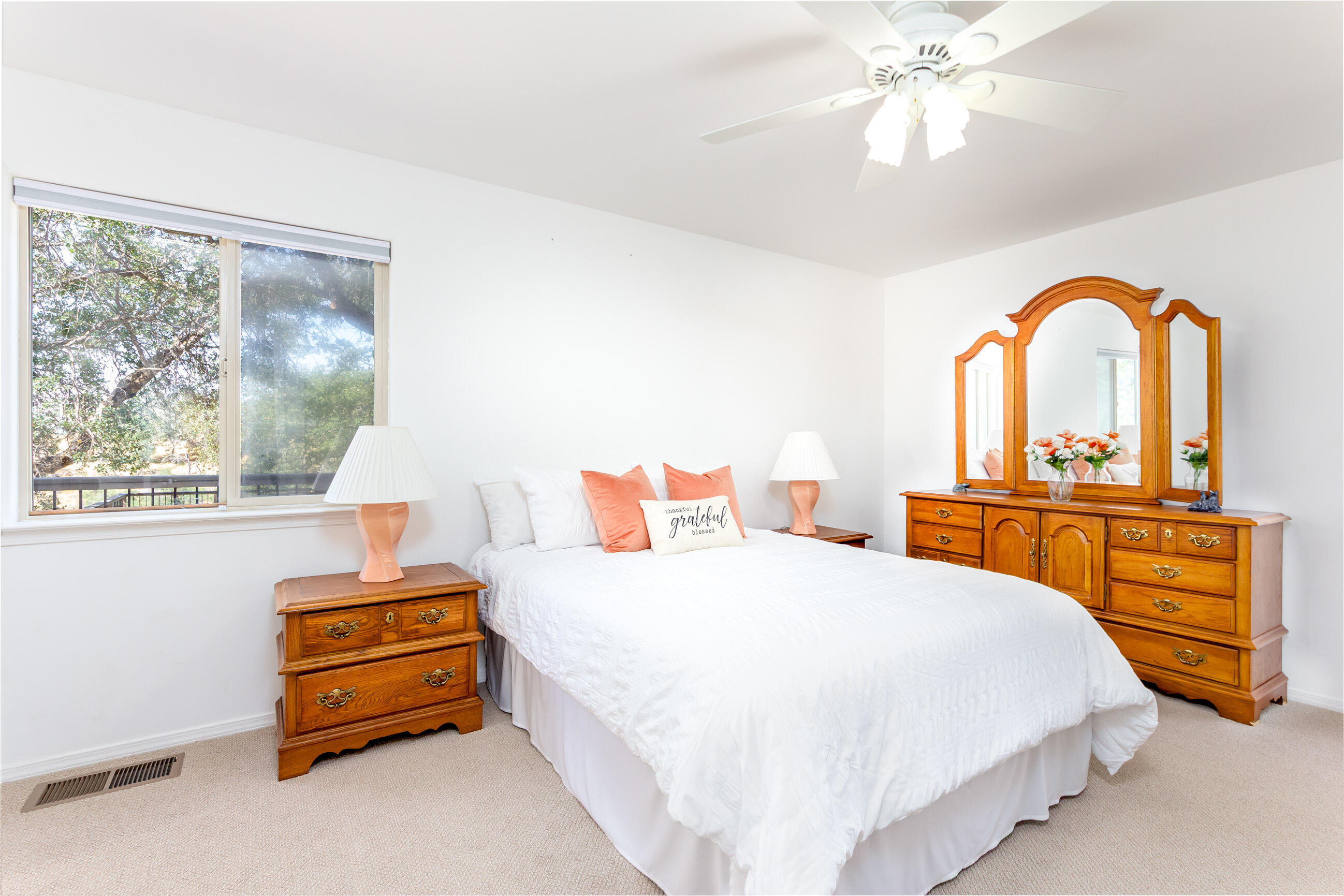 46798 Sequoia Ct, Three Rivers, CA 93271