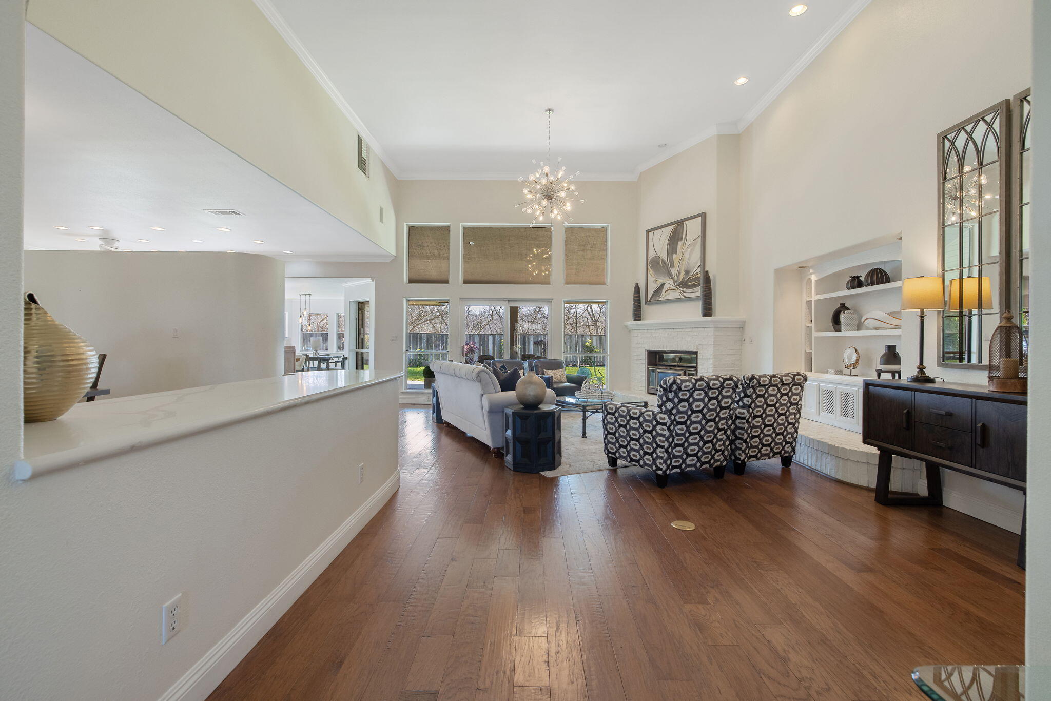 703 N Shirk Rd, Visalia, CA 93291