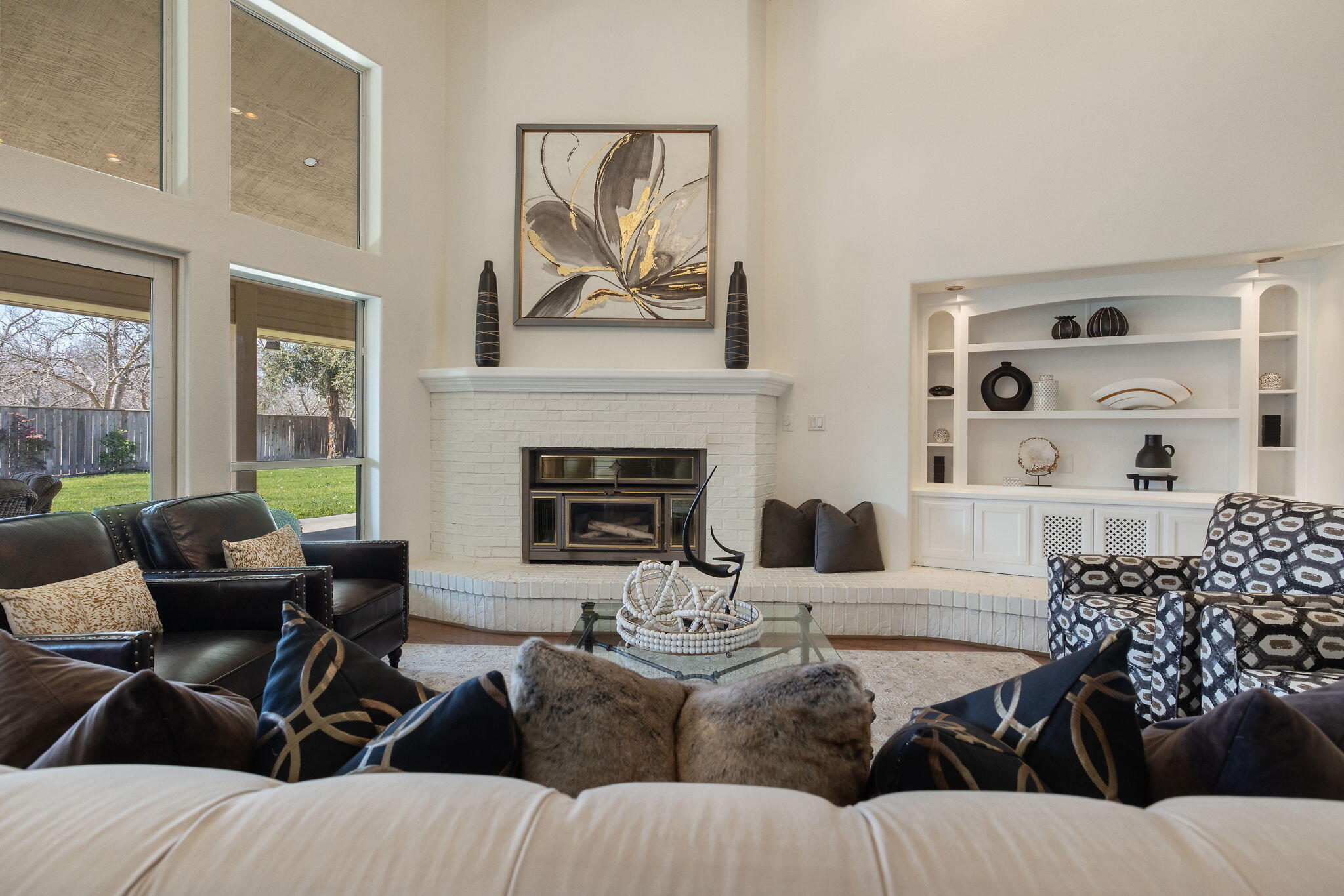 703 N Shirk Rd, Visalia, CA 93291