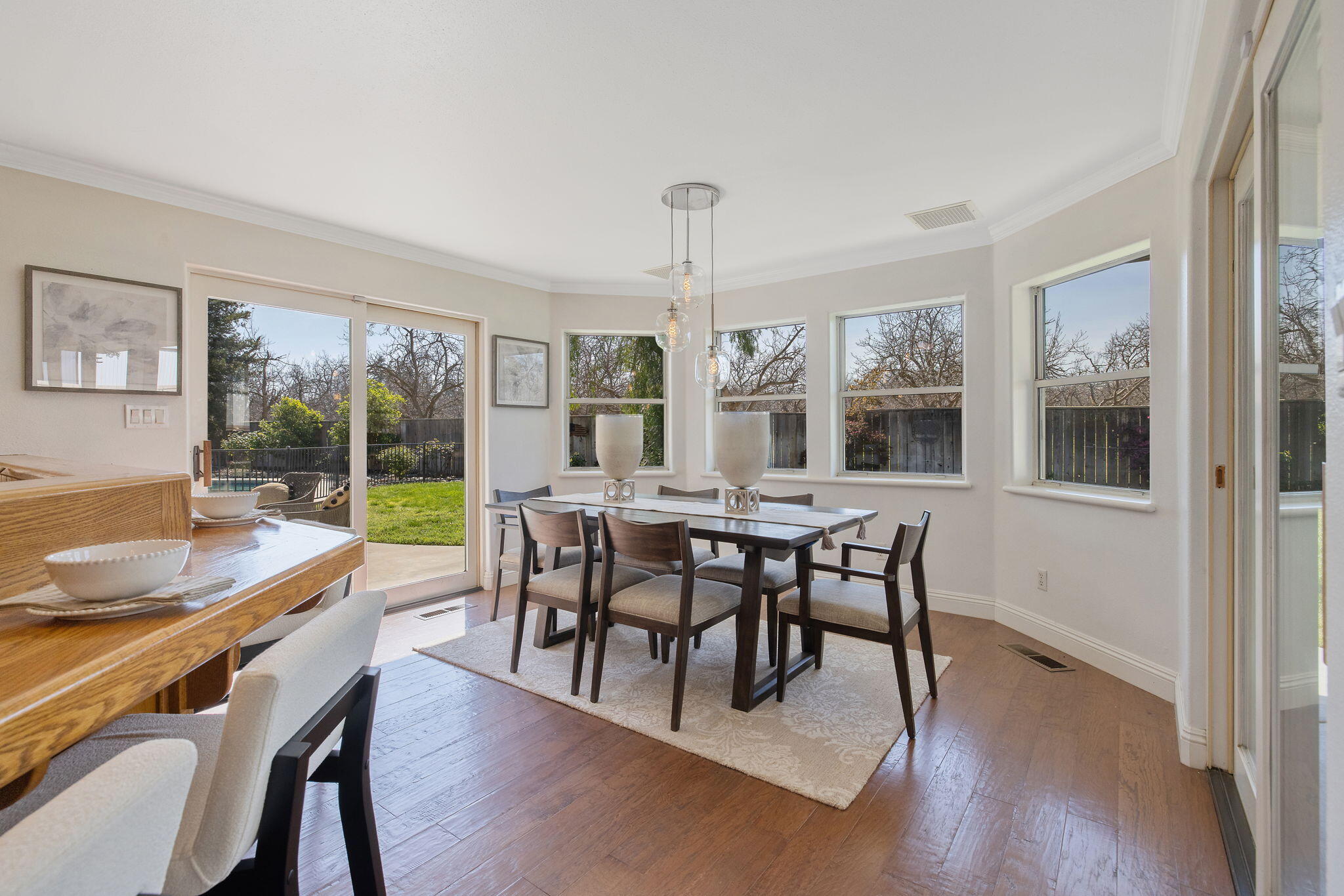 703 N Shirk Rd, Visalia, CA 93291