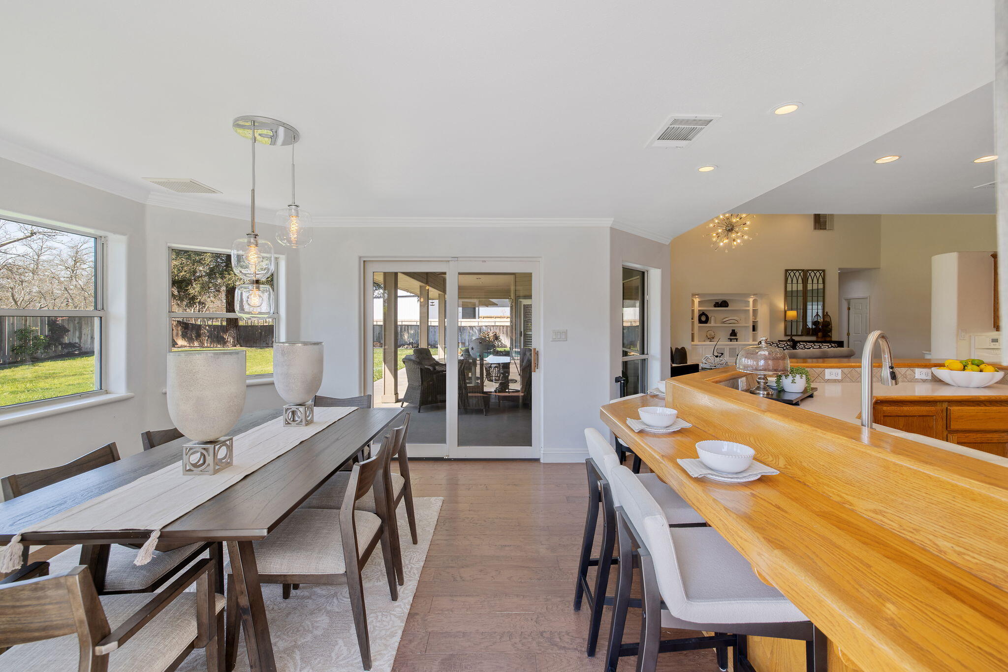 703 N Shirk Rd, Visalia, CA 93291