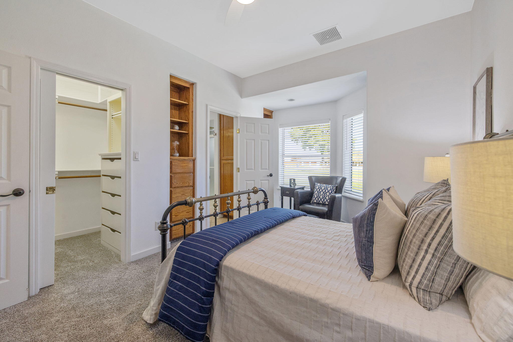 703 N Shirk Rd, Visalia, CA 93291