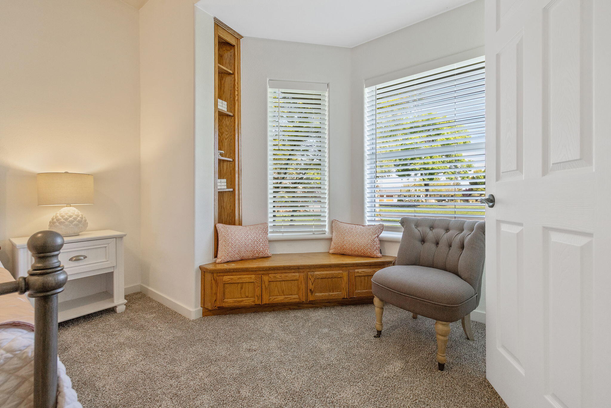 703 N Shirk Rd, Visalia, CA 93291