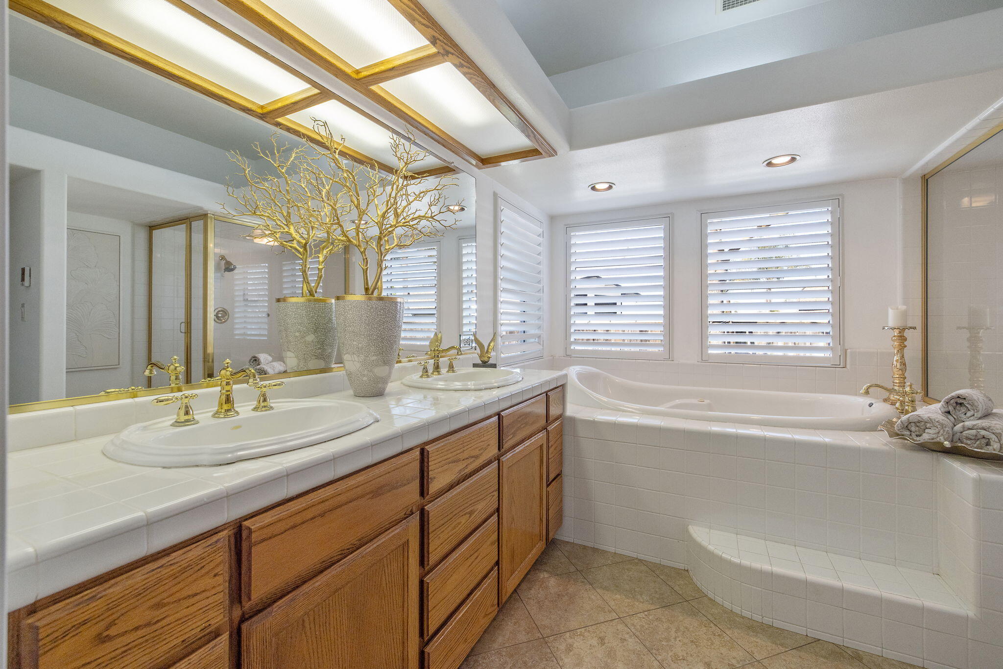 703 N Shirk Rd, Visalia, CA 93291