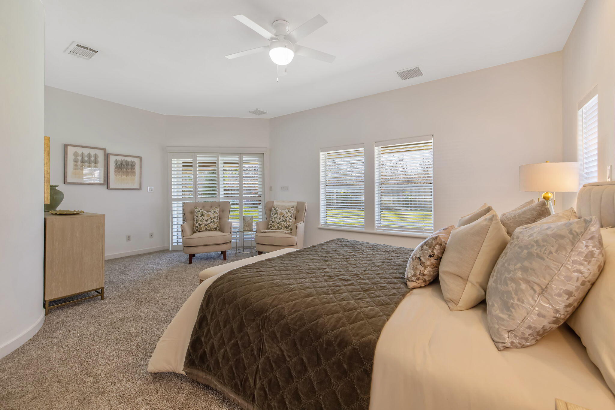 703 N Shirk Rd, Visalia, CA 93291