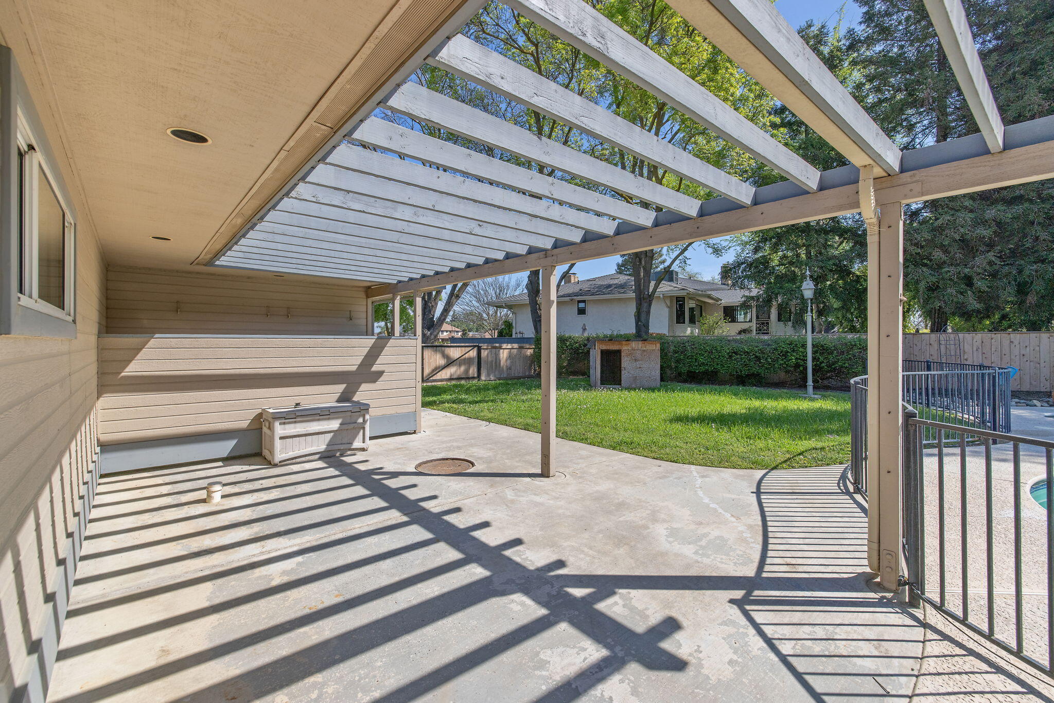 703 N Shirk Rd, Visalia, CA 93291