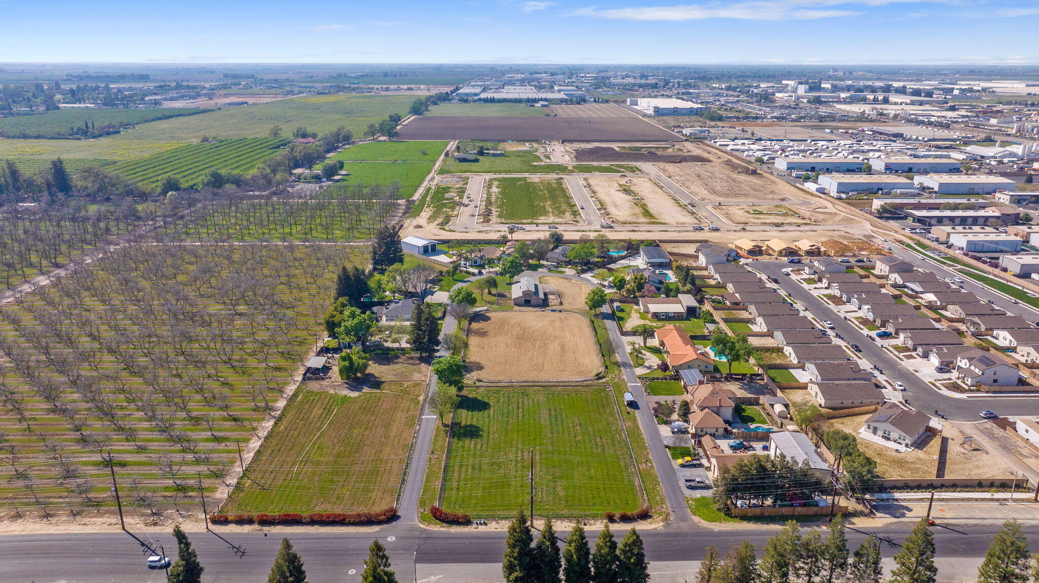 703 N Shirk Rd, Visalia, CA 93291