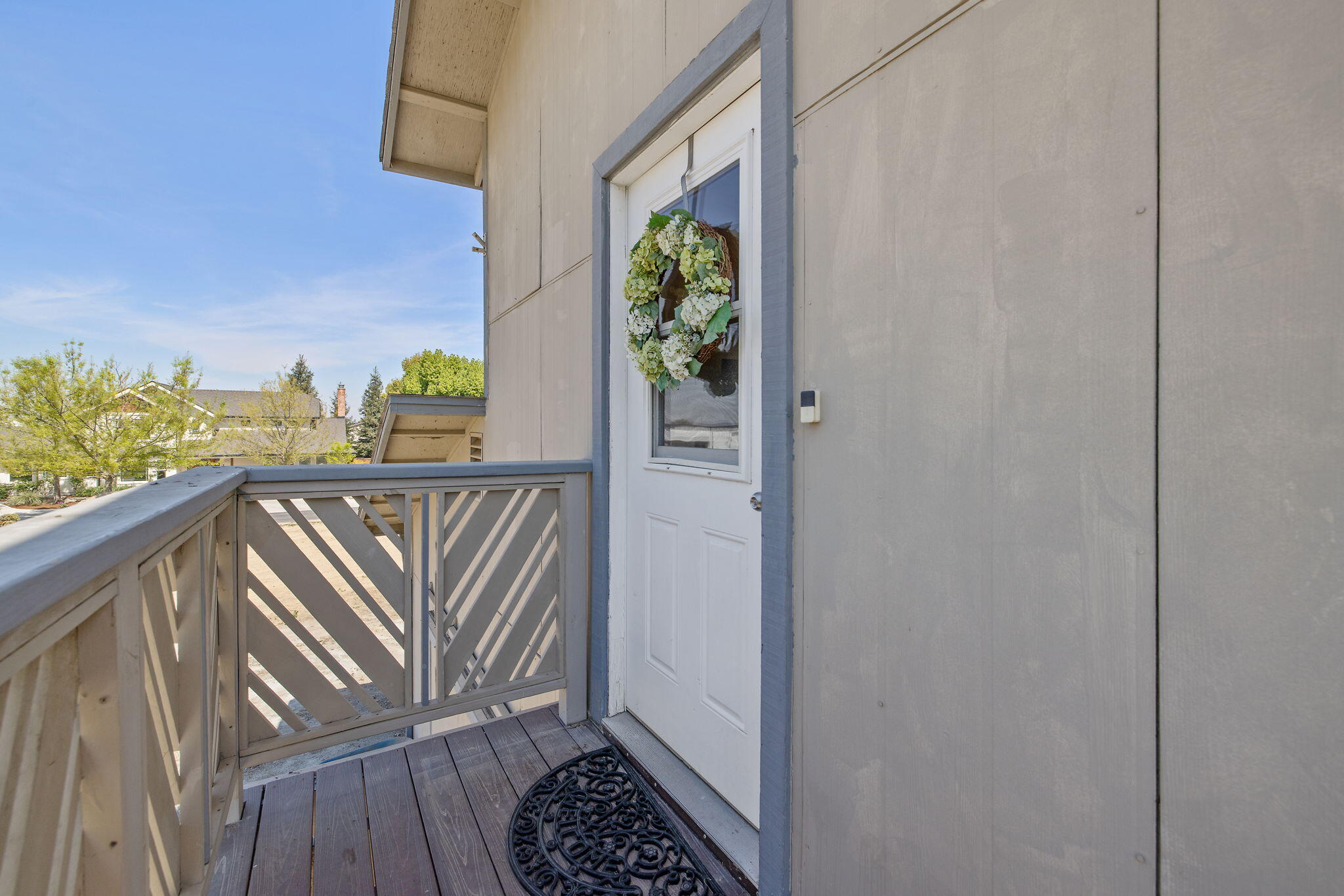 703 N Shirk Rd, Visalia, CA 93291