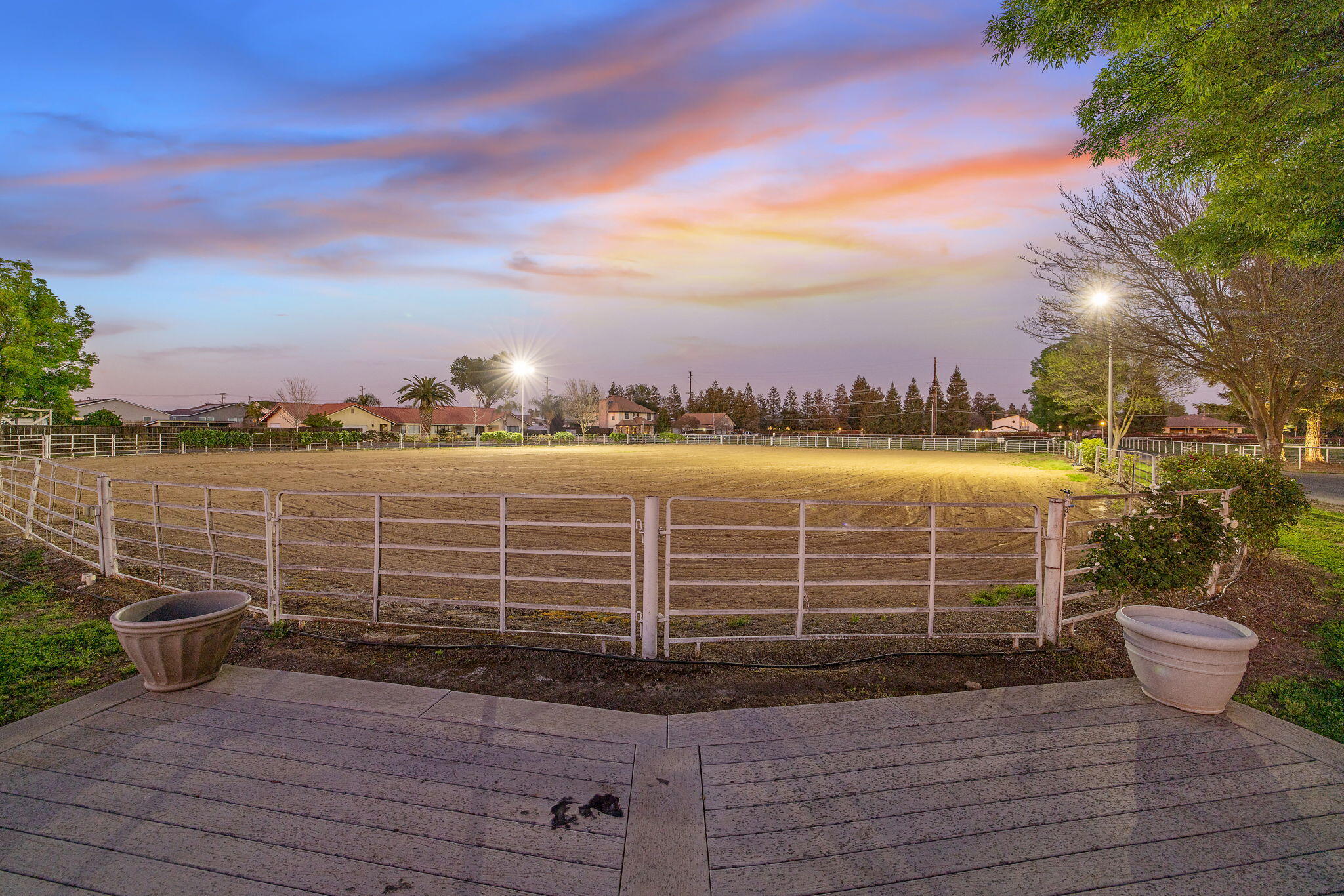 703 N Shirk Rd, Visalia, CA 93291