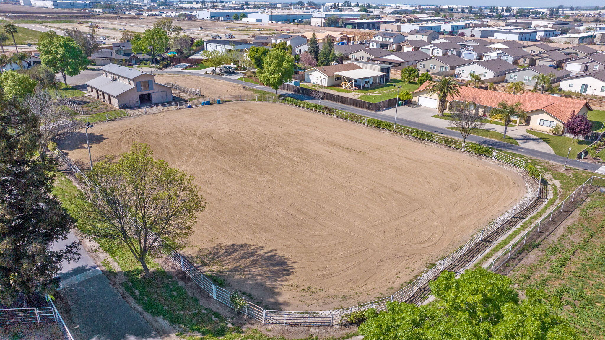 703 N Shirk Rd, Visalia, CA 93291