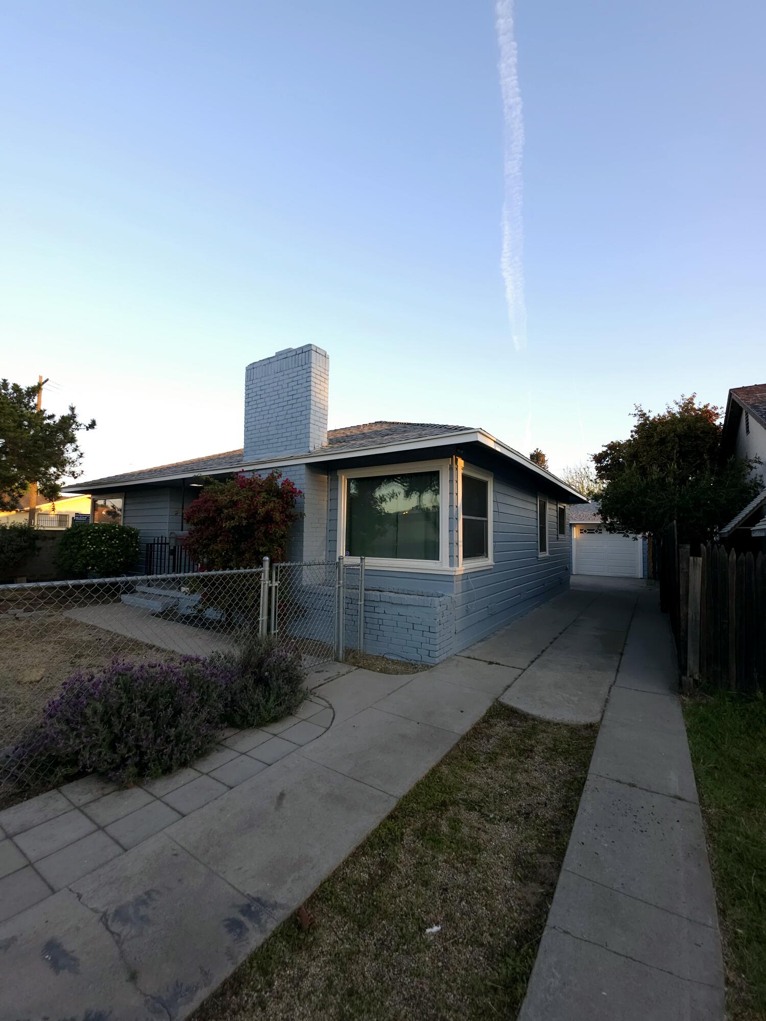 1735 E Princeton Ave, Fresno, CA 93703