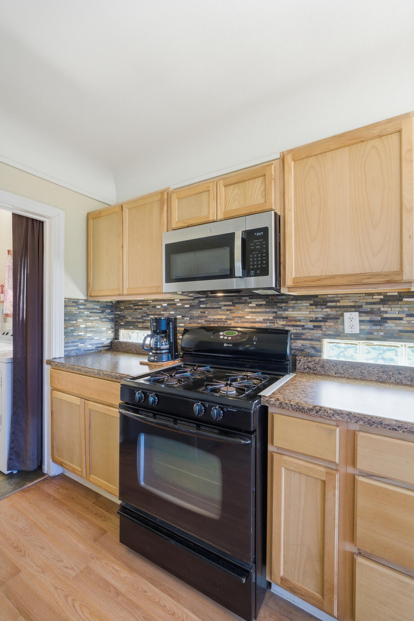 2120 S Kaweah Ave, Exeter, CA 93221