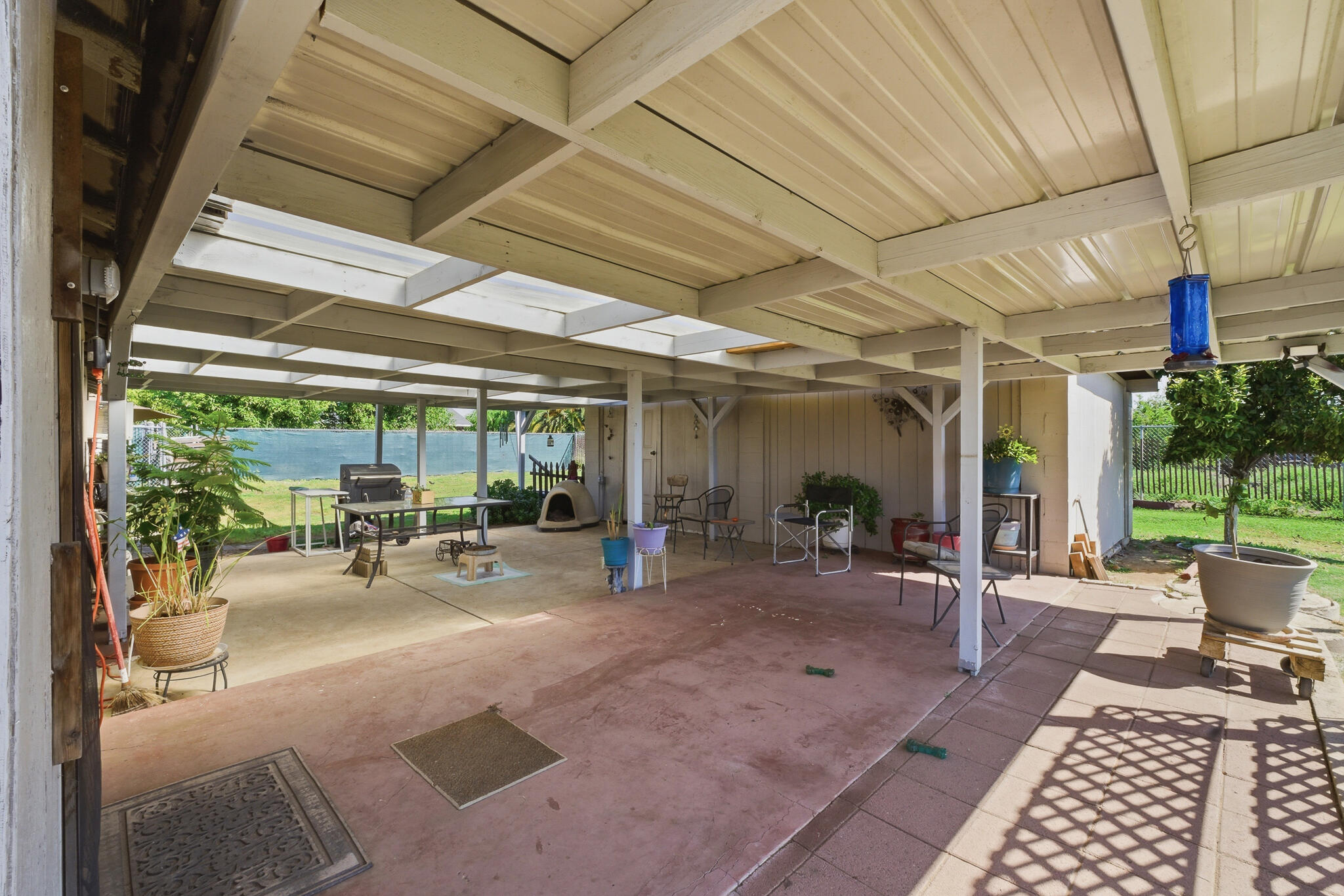 2120 S Kaweah Ave, Exeter, CA 93221